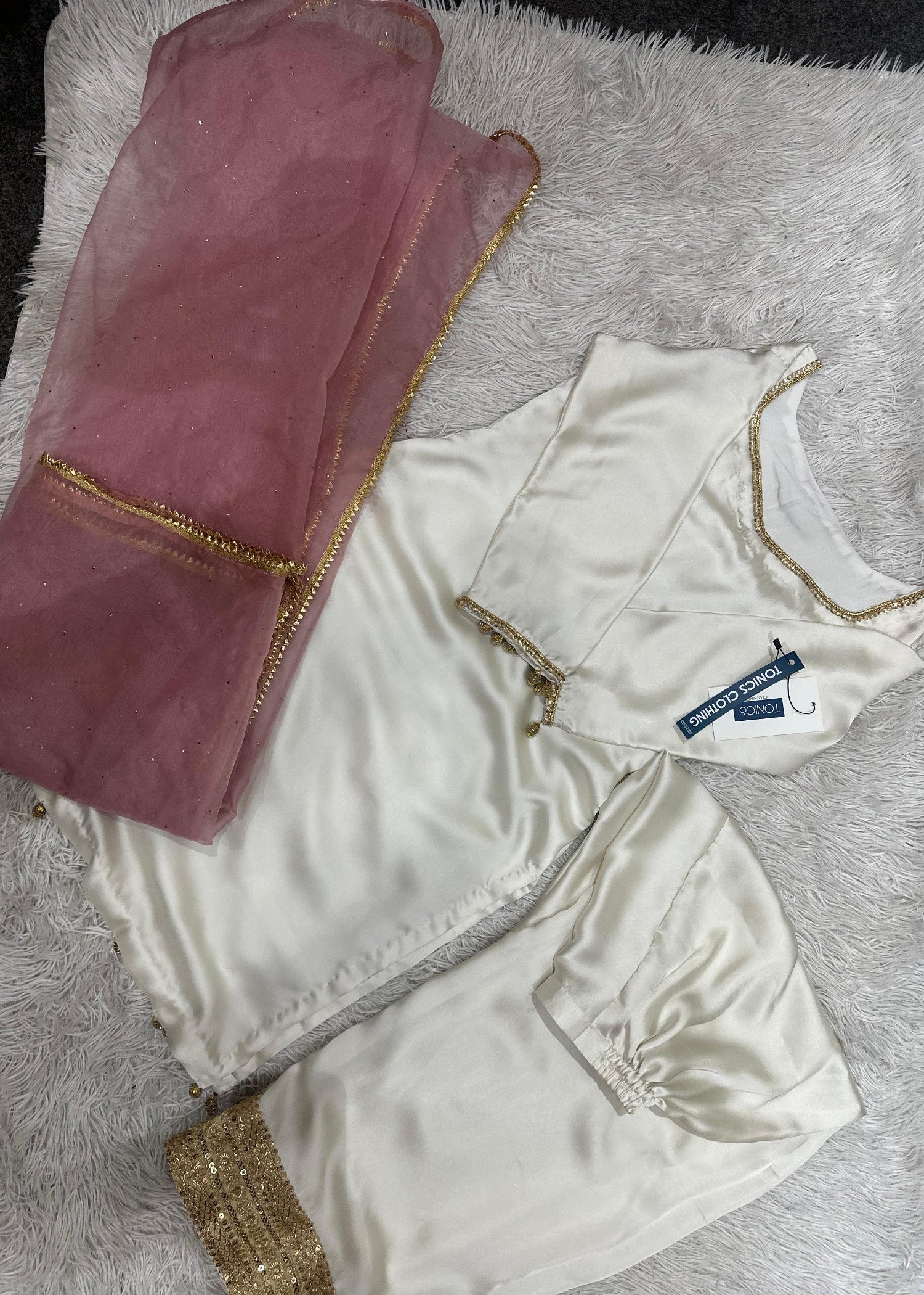 silk Kurta Set in Tea rose pink, floral white