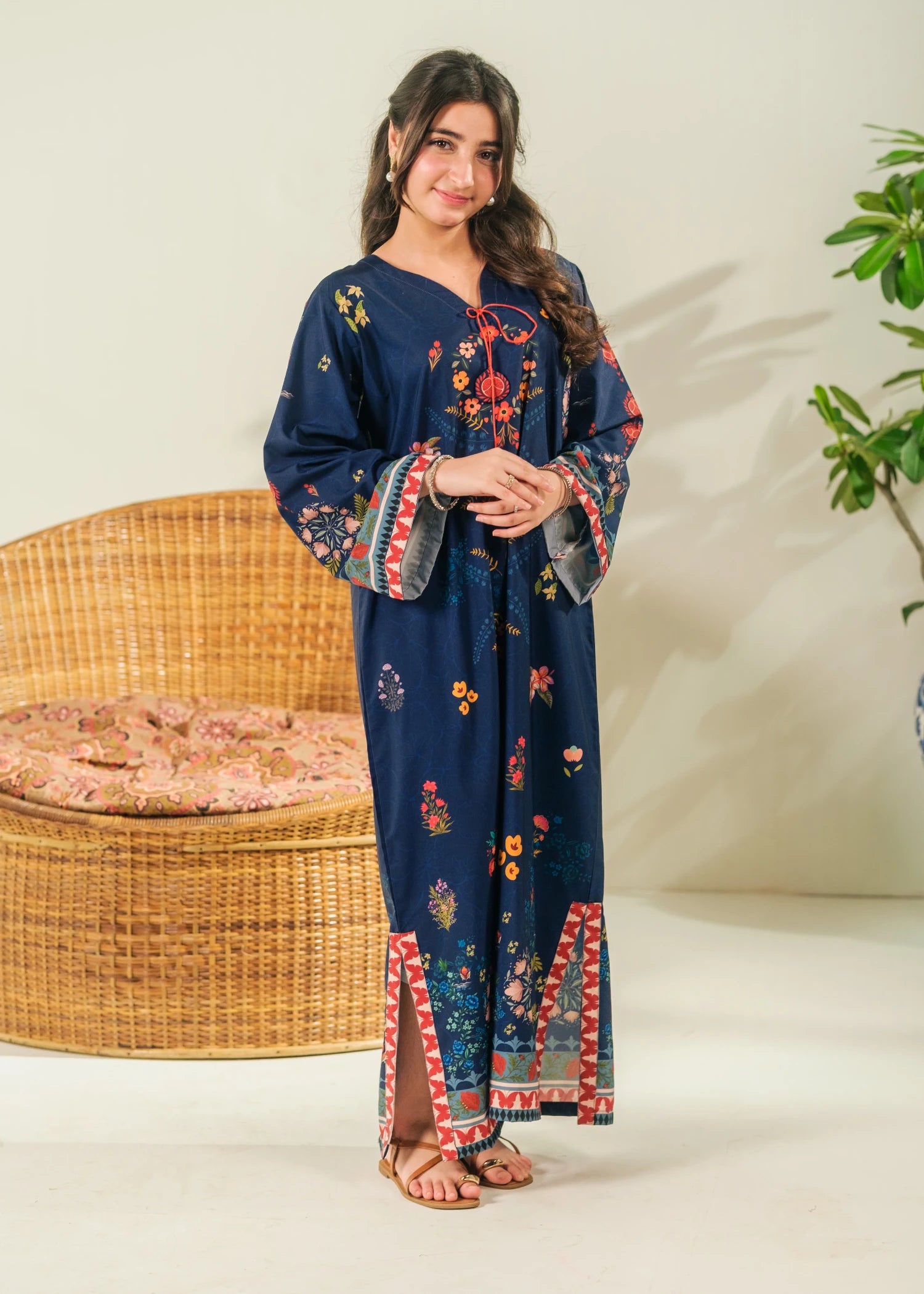 crepe Kaftan in Midnight blue