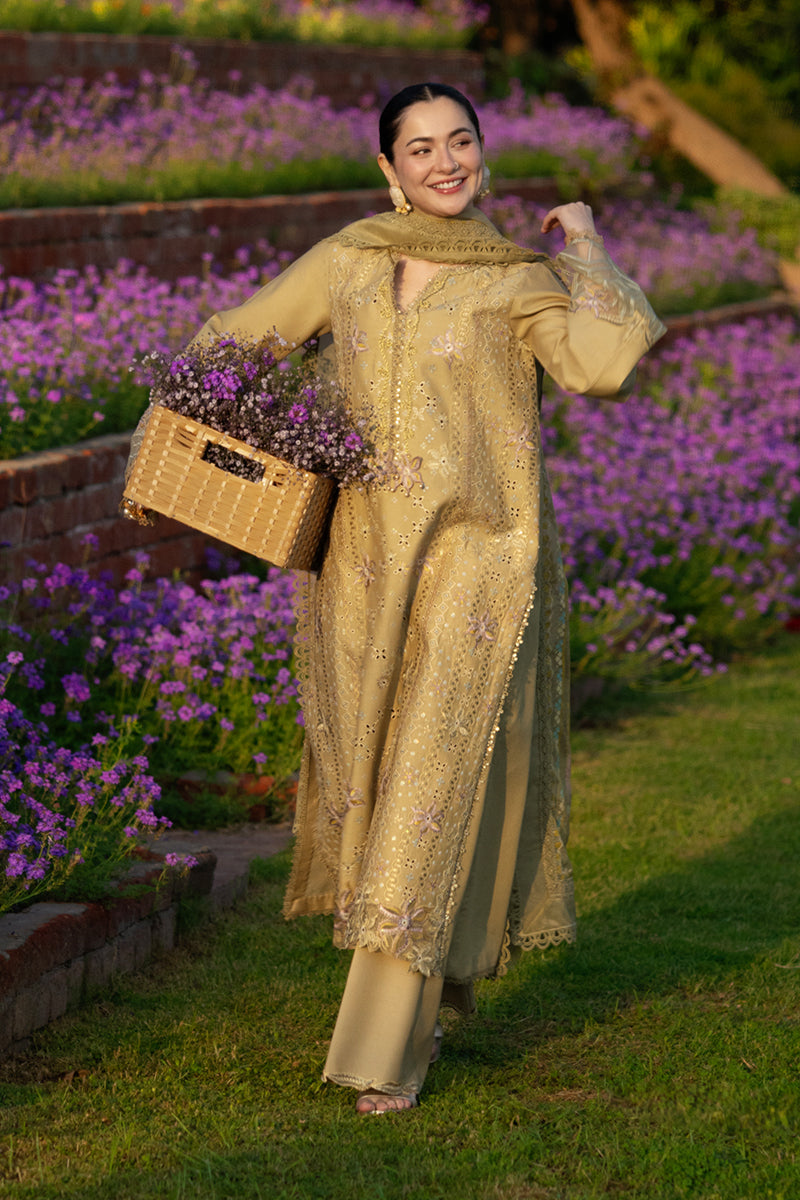Luxury Lawn Eid Edit – Raha