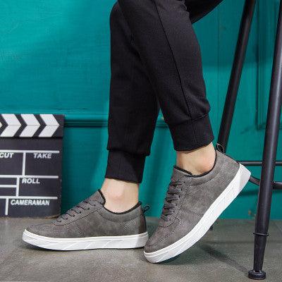 2021 autumn and winter new men's shoes suede shoes low to help students shoes sports shoes plus cotton plus velvet