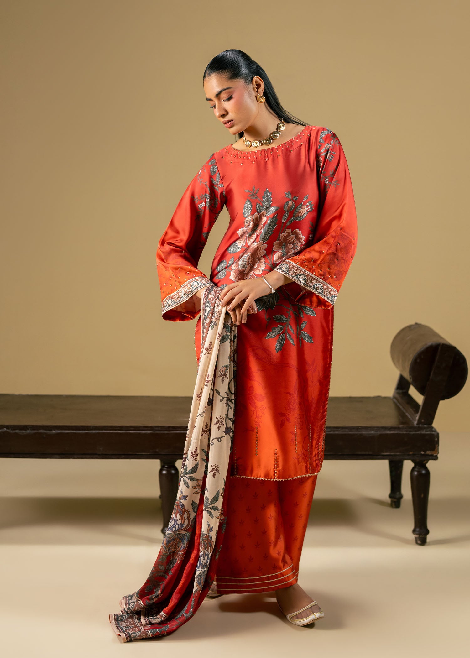 charmuse/shamooz Kurta Set in Orange