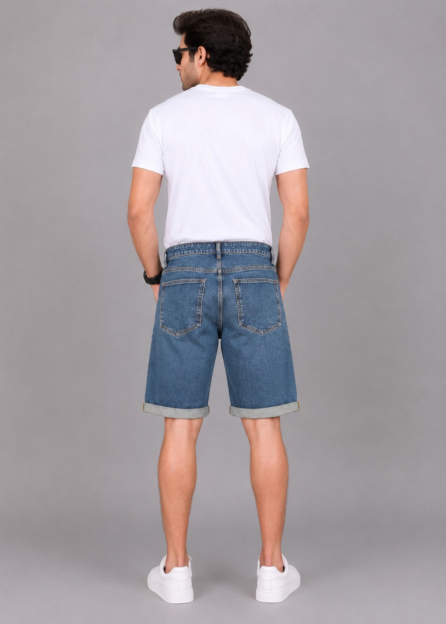 denim Shorts in Dark blue