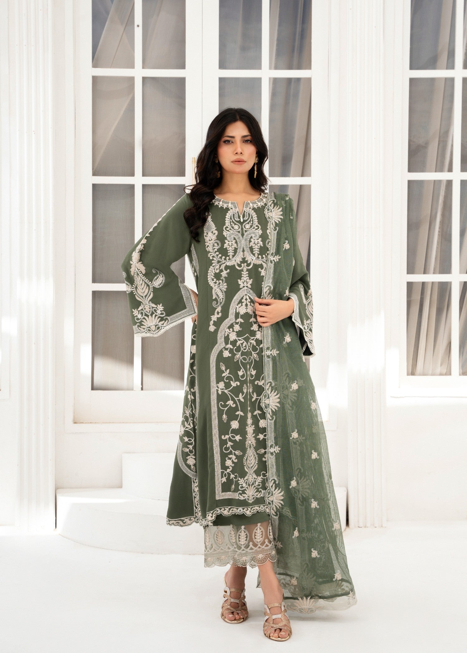 crepe Kurta Set in Sage green