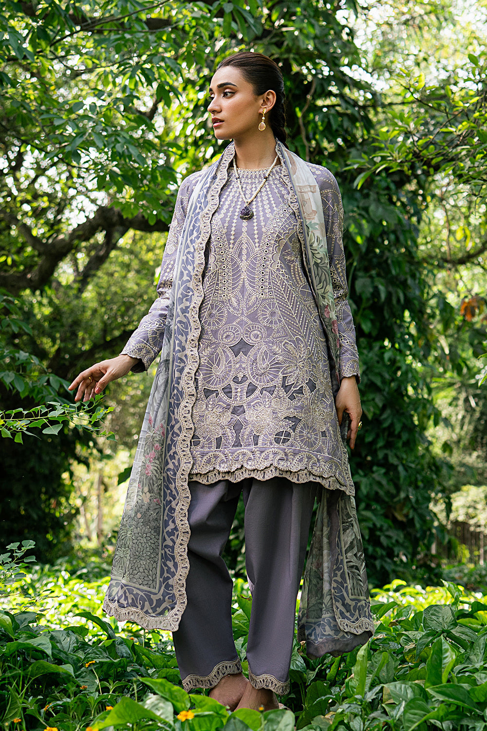 Luxury Lawn – AZALEA - MSU0635