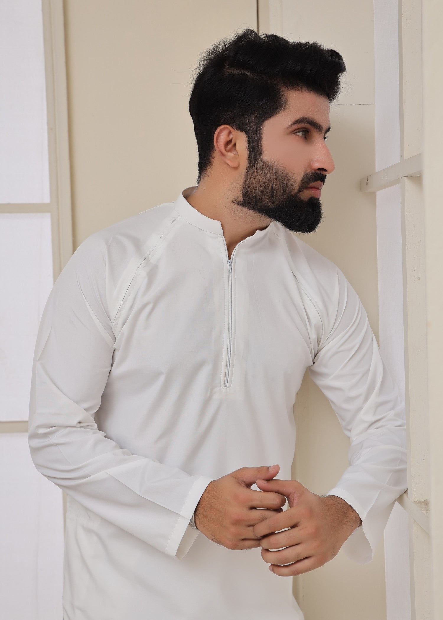 boski Kurta Set in White