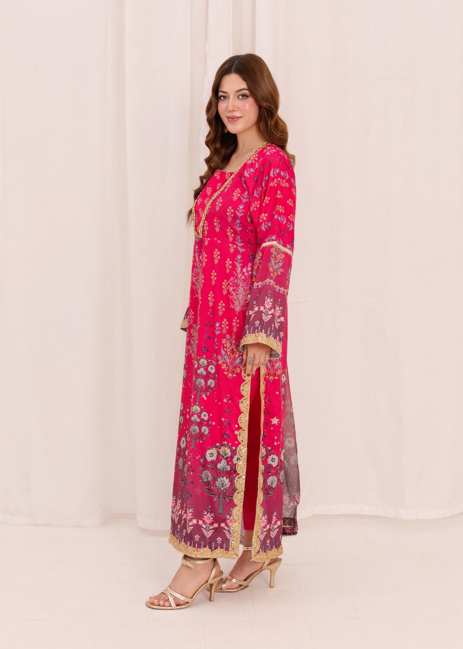 silk crepe Kurta Set in Fuchsia pink