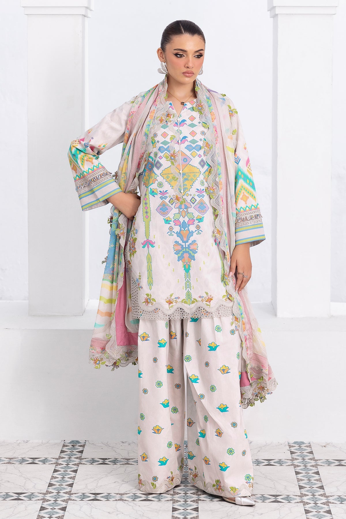 Rang-e-Bahar Lawn – CRB6-21