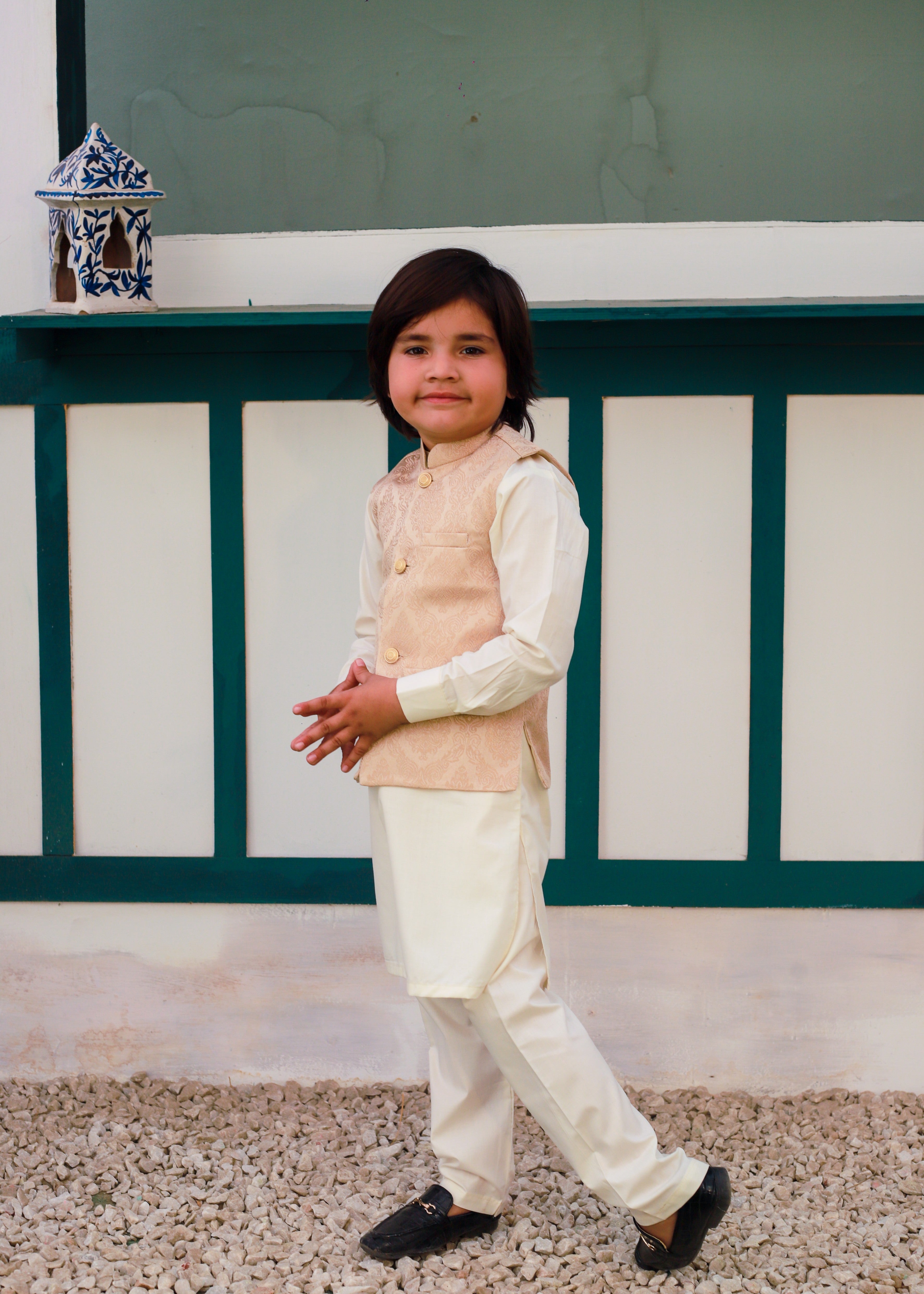 jamawar Waistcoat in Melon pink