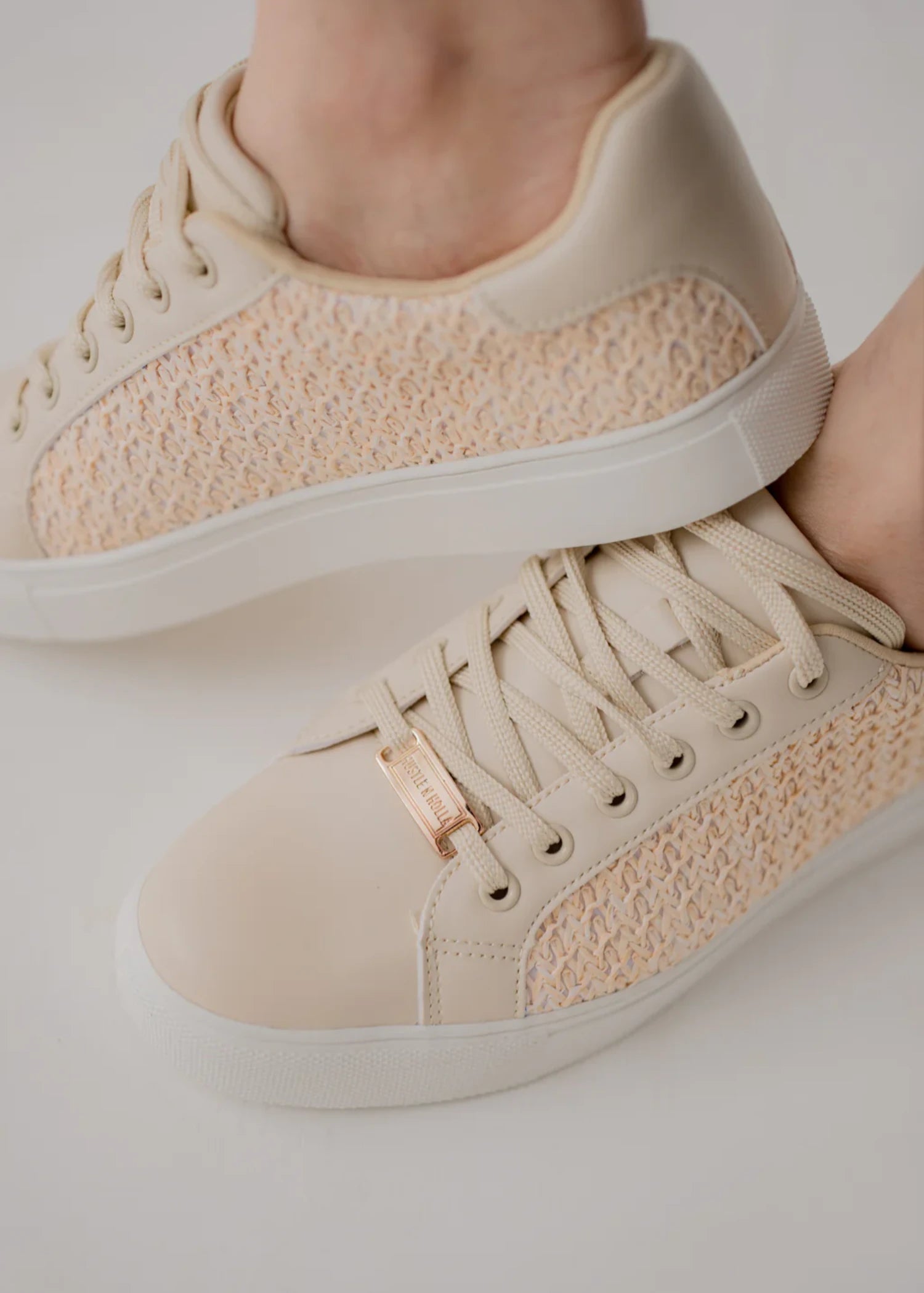 Sneakers in Beige by - High Quality Women Sneakers WYB4211
