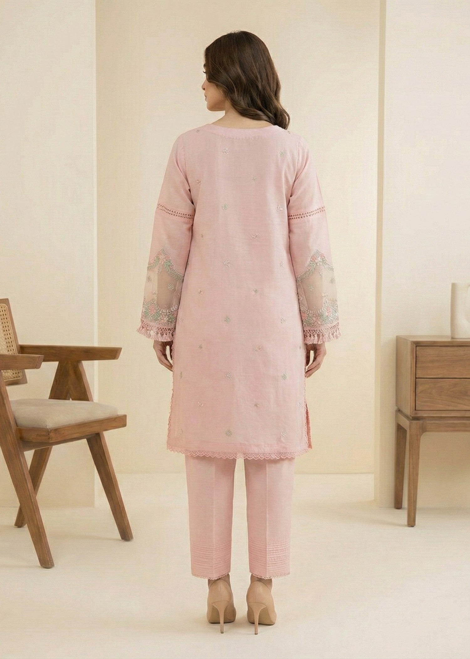 lawn Kurta Set in Pale pink