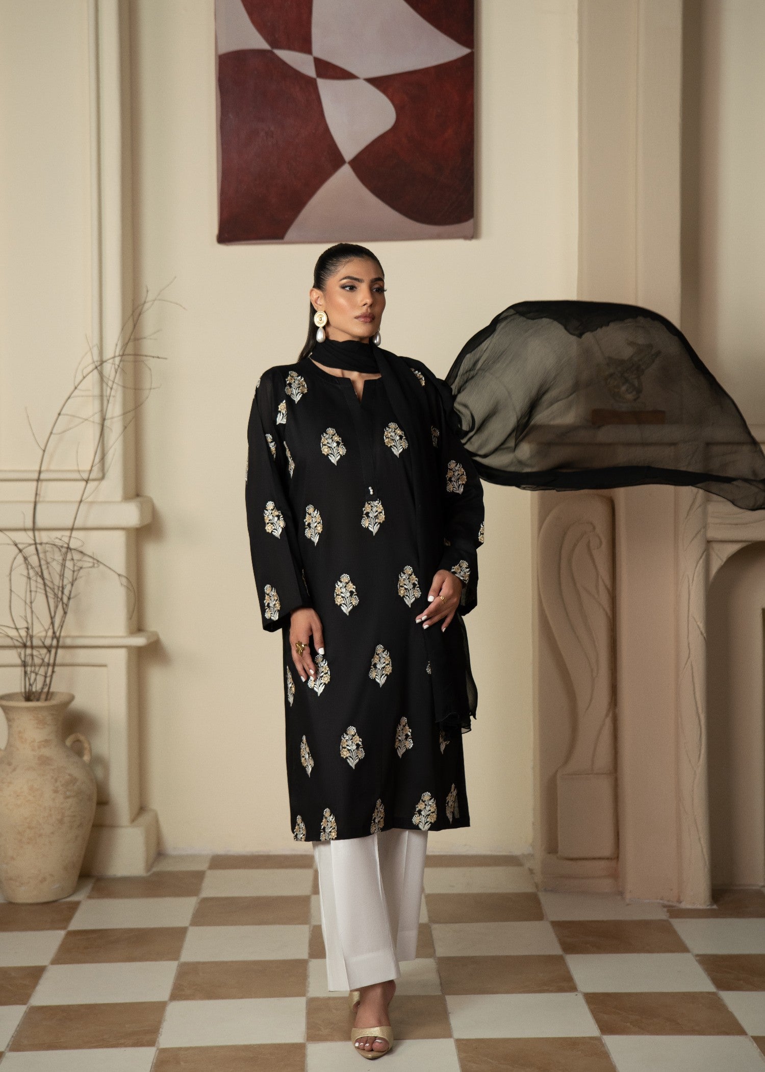 cotton Kurta Set in Black, white