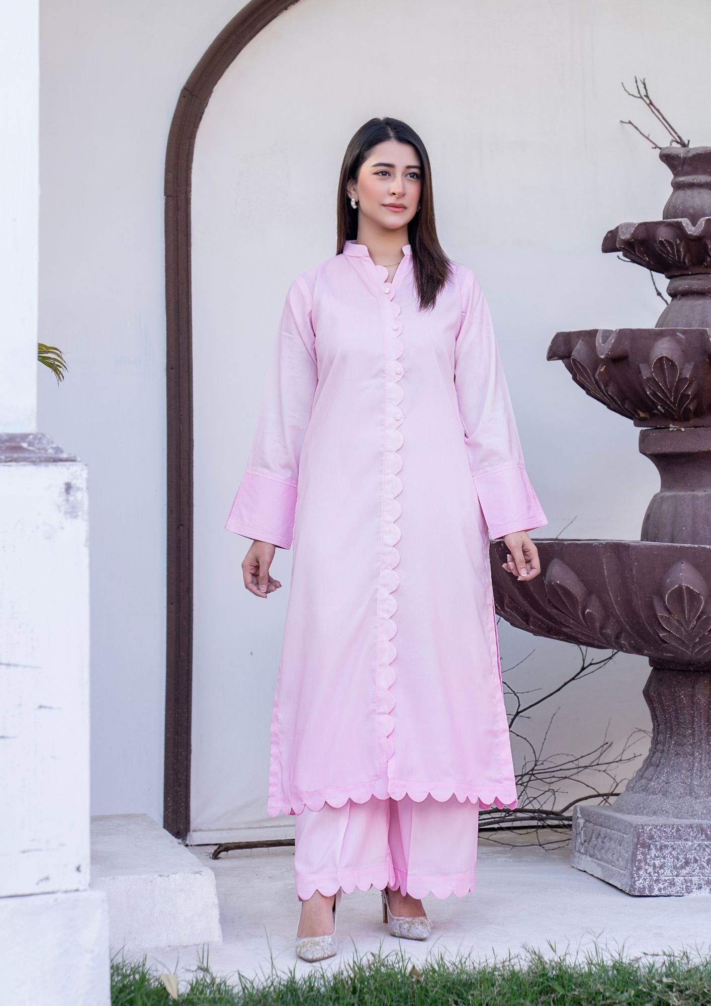 arabic lawn Kurta Set in Pink
