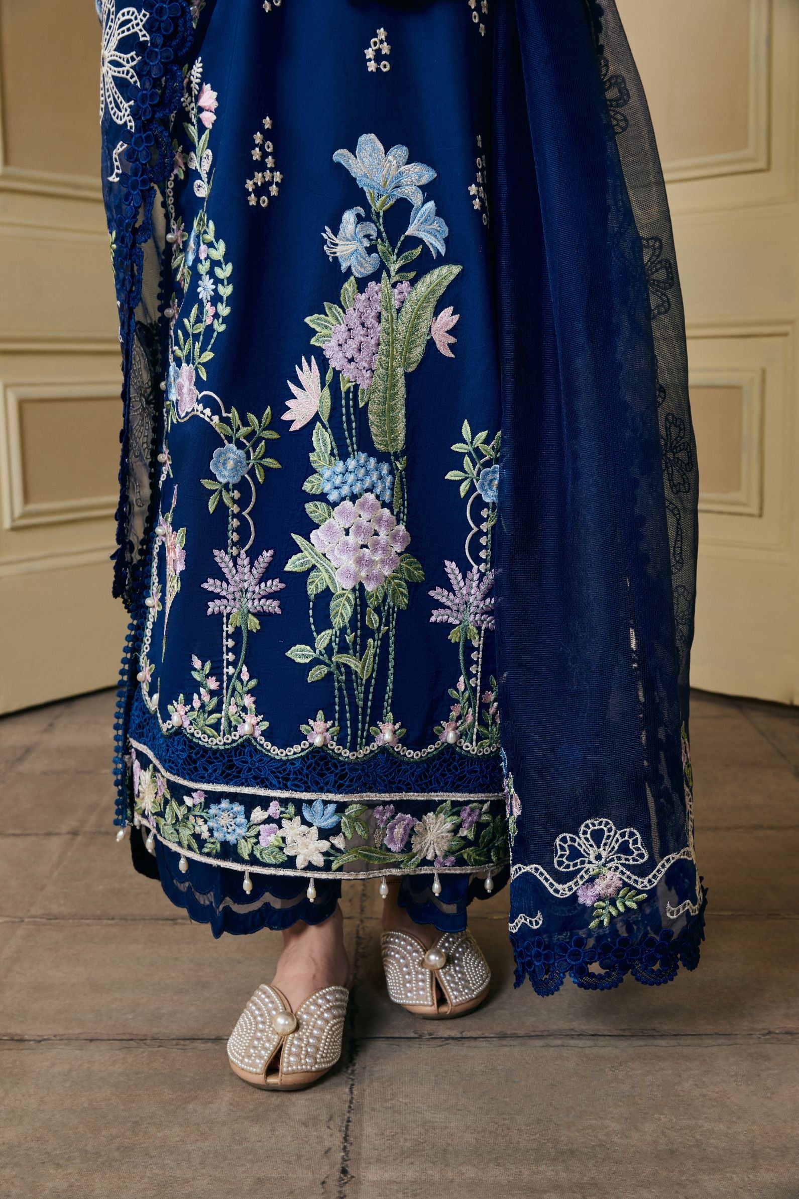 Eid Luxury Lawn – Sanam
