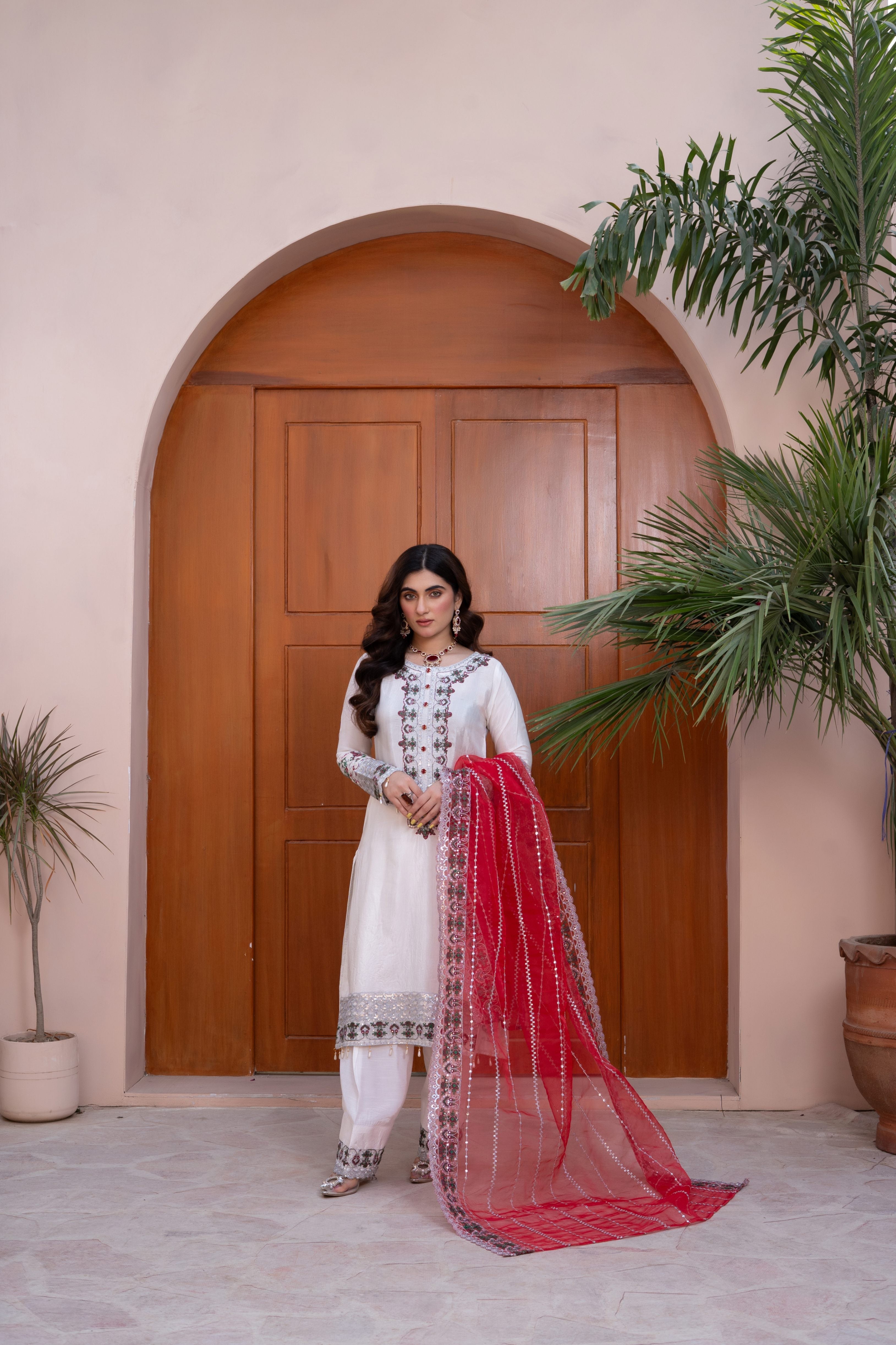 pk raw silk Kurta Set in White