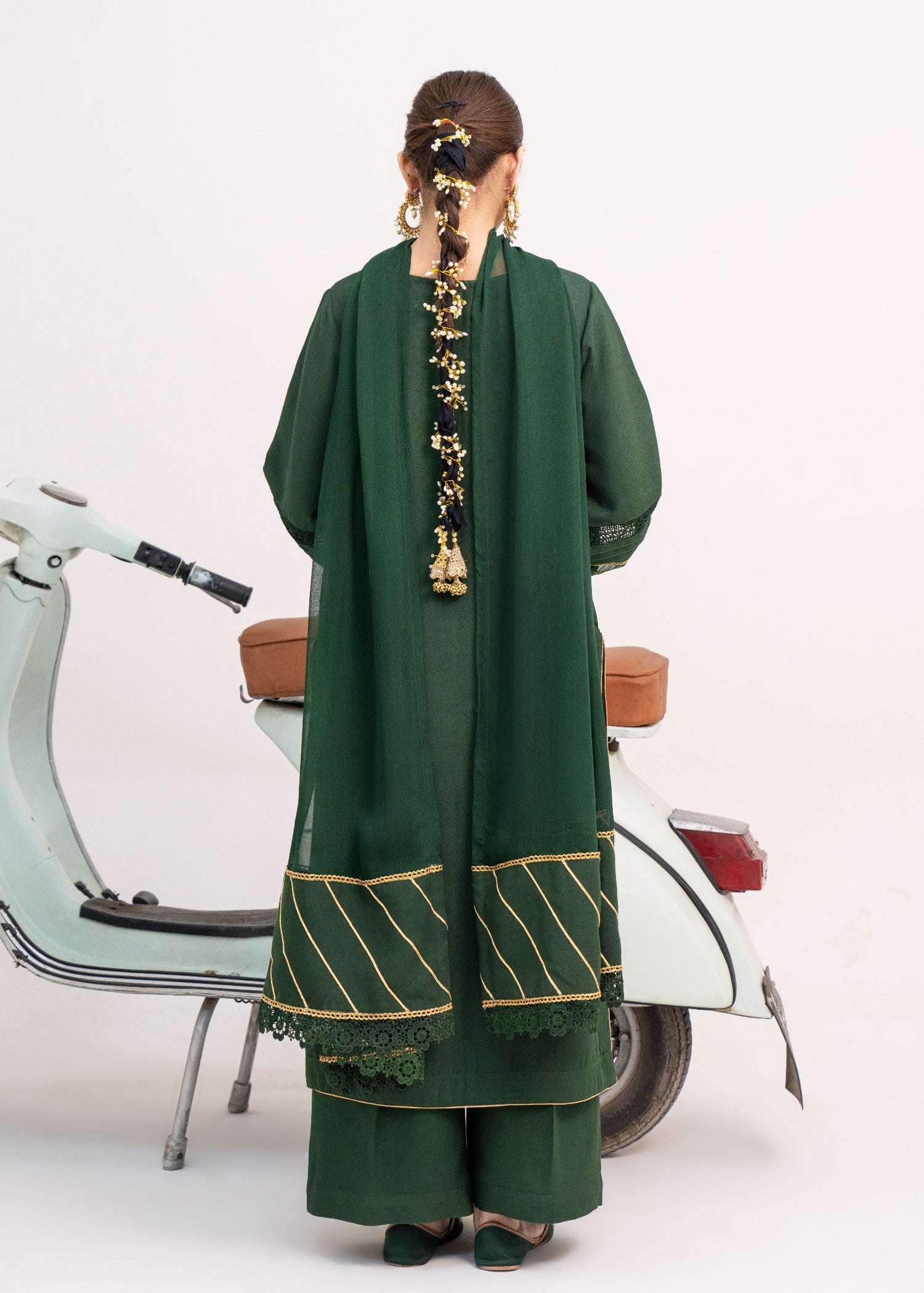 karandi Kurta Set in Bottle green