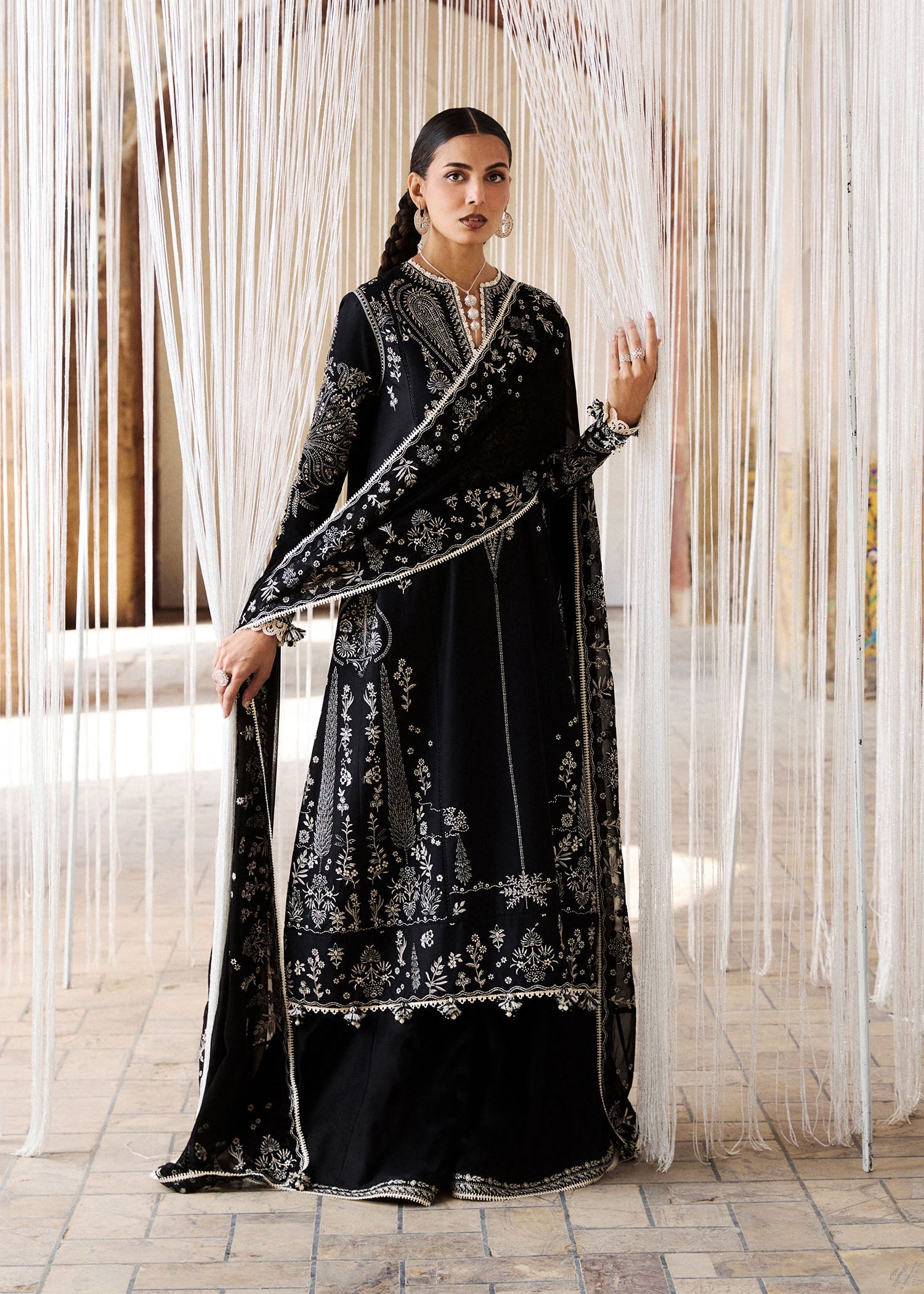 Zan Festive Luxury Lawn – Meshki