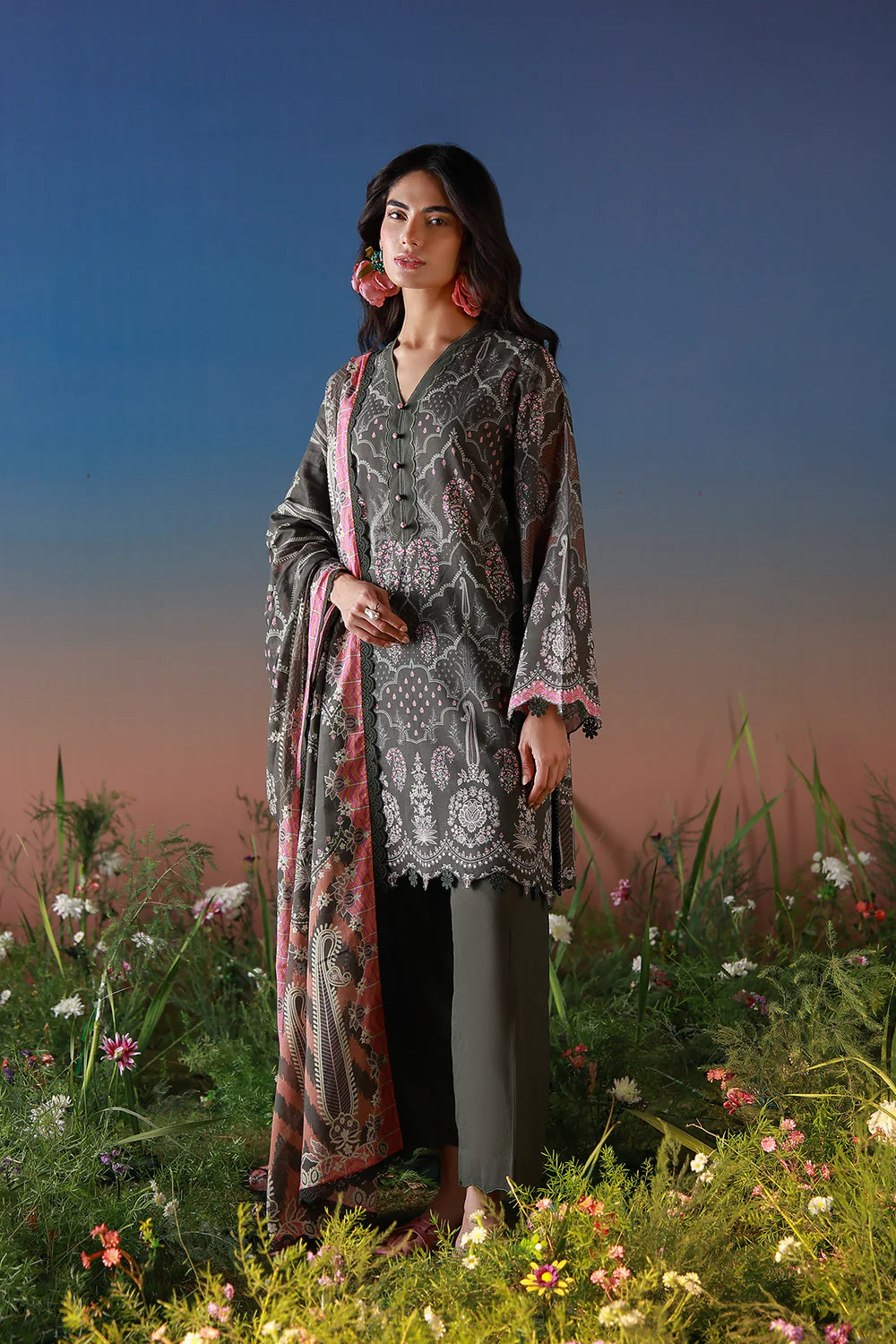 Mirha Lawn – Shadow Lace