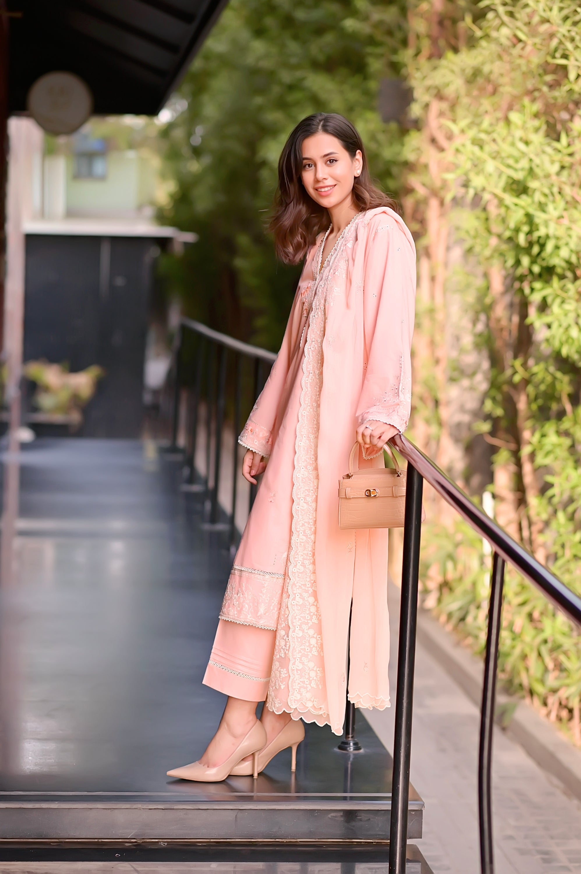 jacquard Unstitched in Peach pink