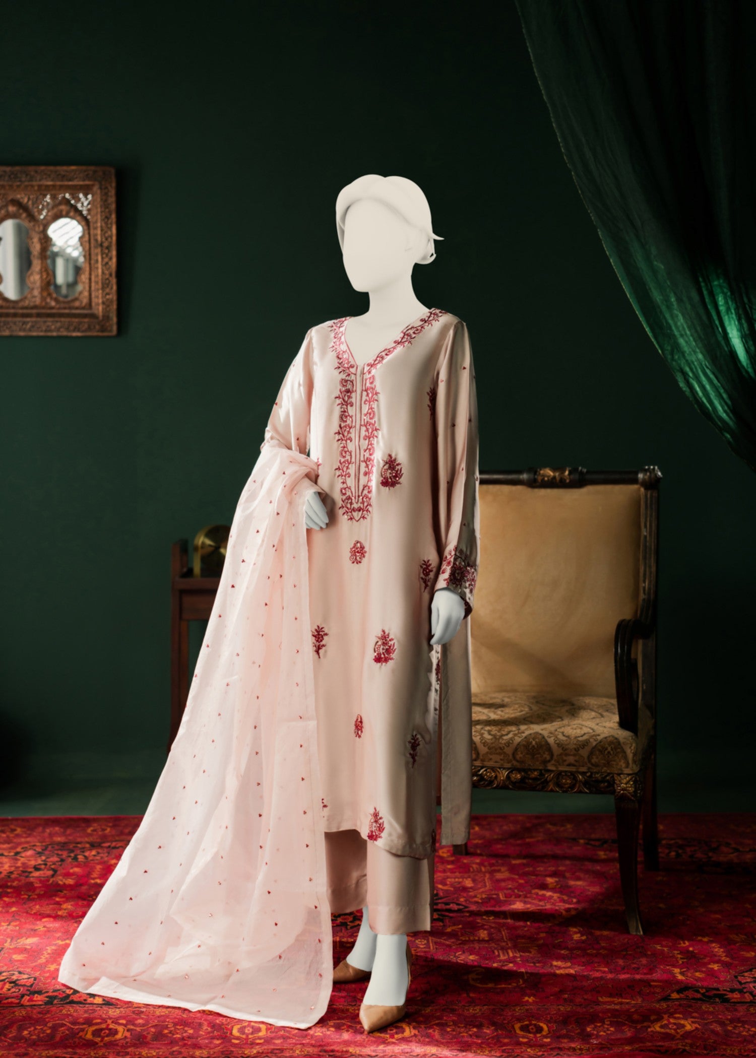 white feather shamooz Kurta Set in Beige