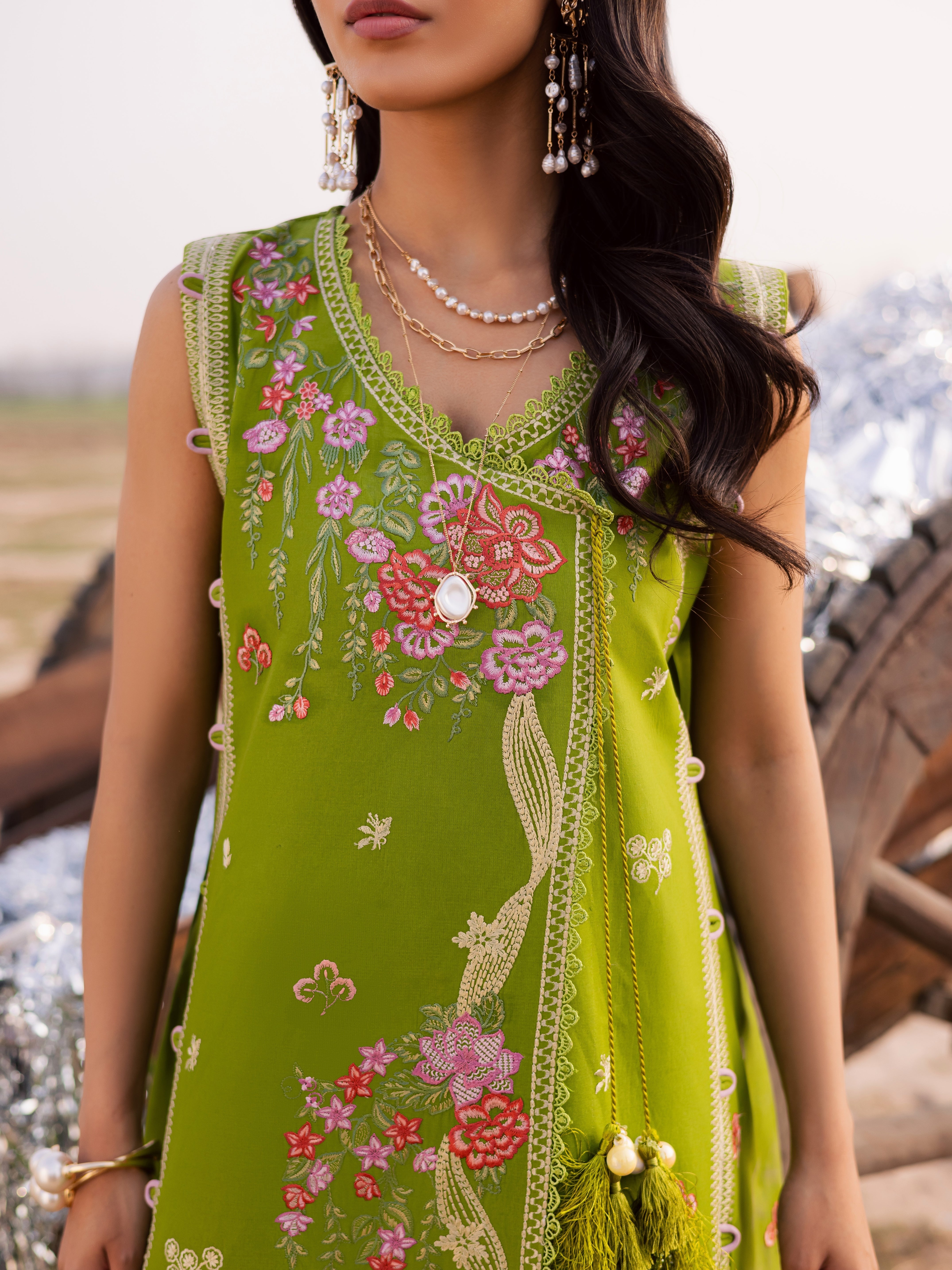 Dil-e-Raqsum Lawn – DQ-09