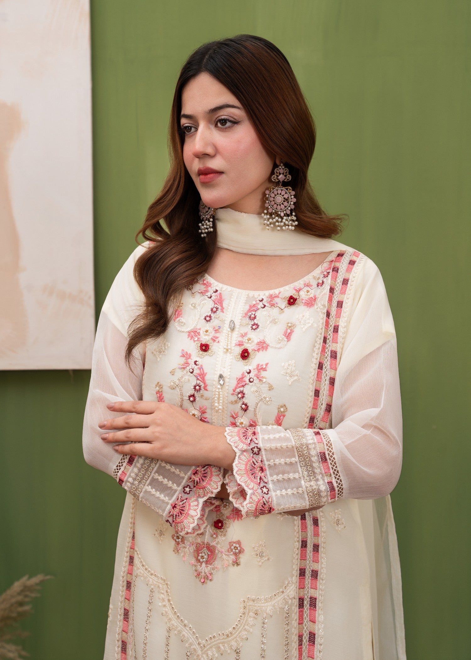 blended satin Kurta Set in Cream