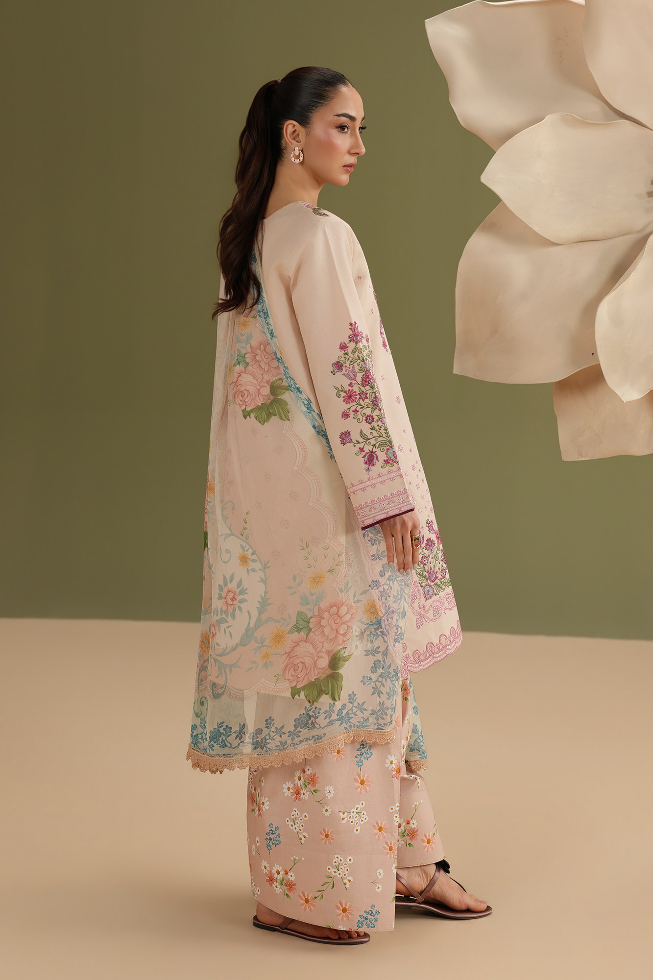 Jahaan Lawn Edit – J-08