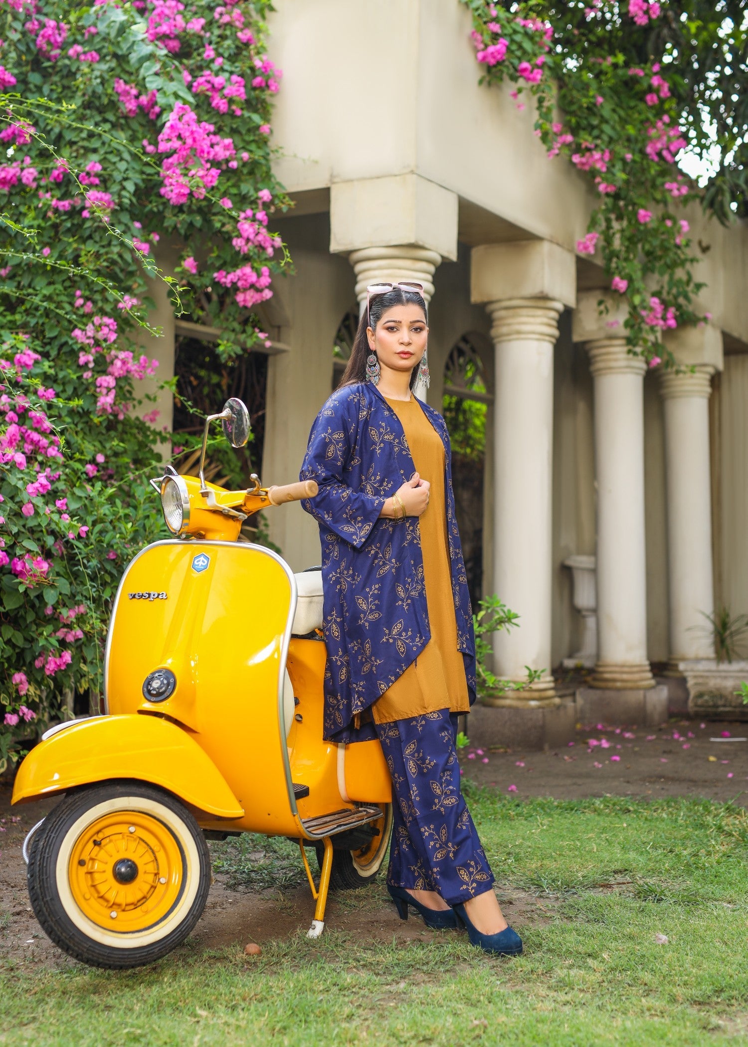 linen Gown in Navy blue