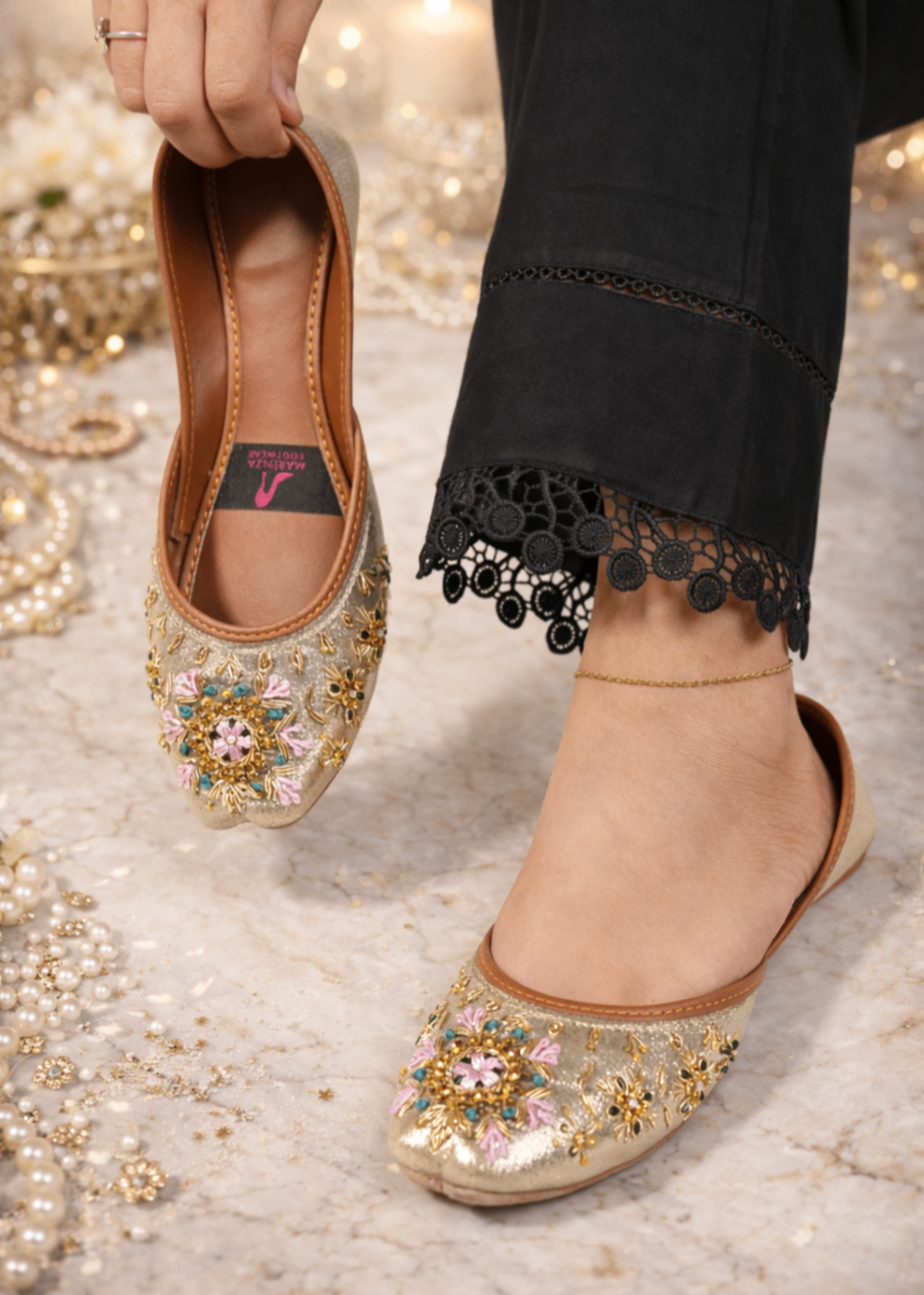 Khussa in Gold by - High Quality Women Khussa QZL2088