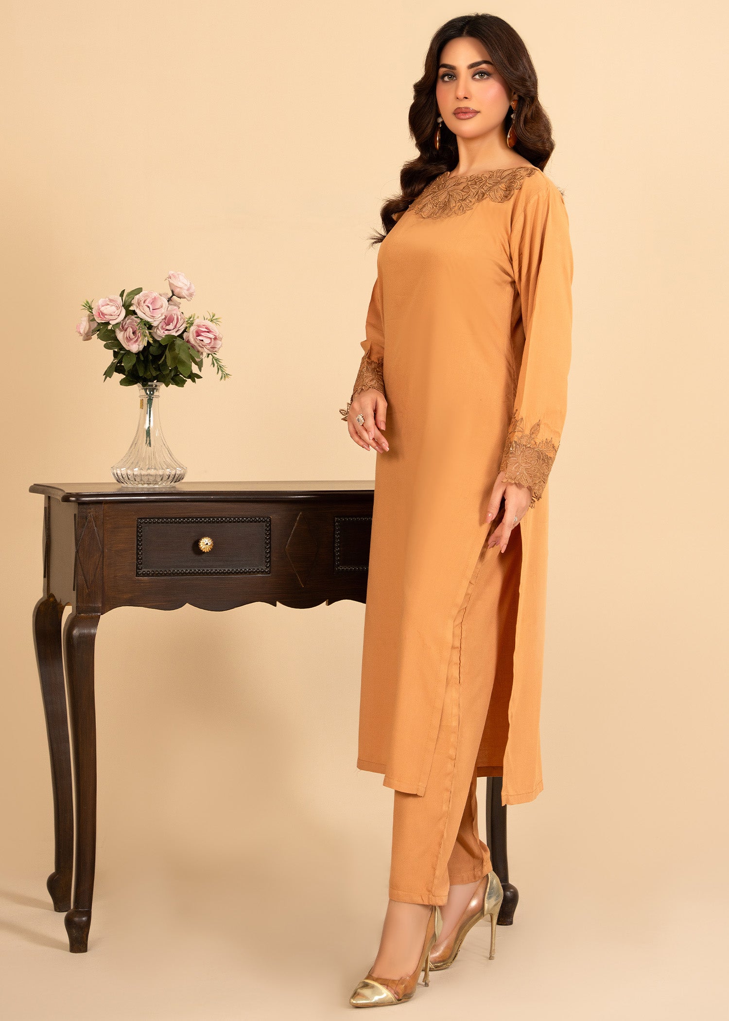linen Kurta Set in Camel brown