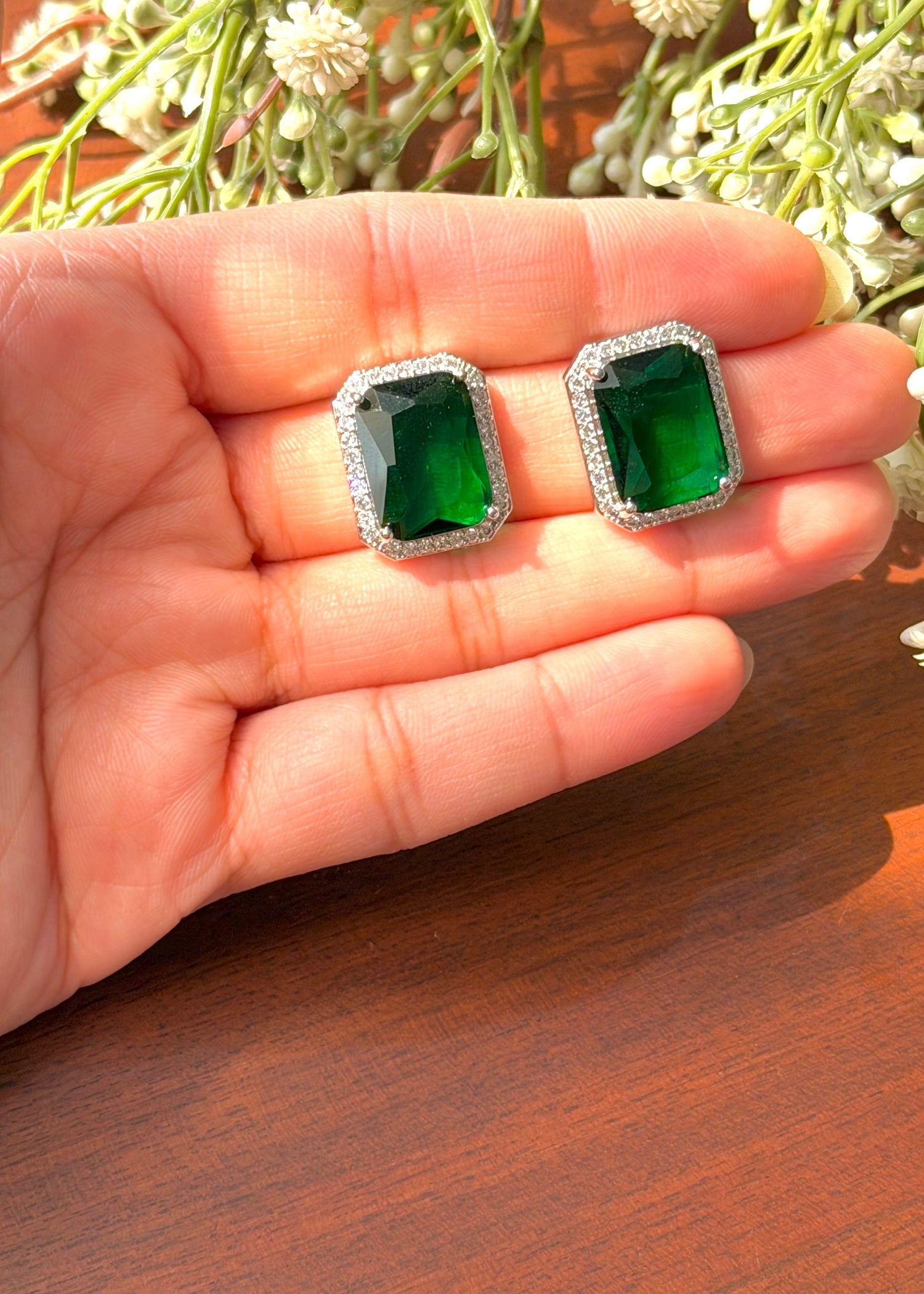 Studs in Emerald green Color by - Trendy Women Studs JUR6883