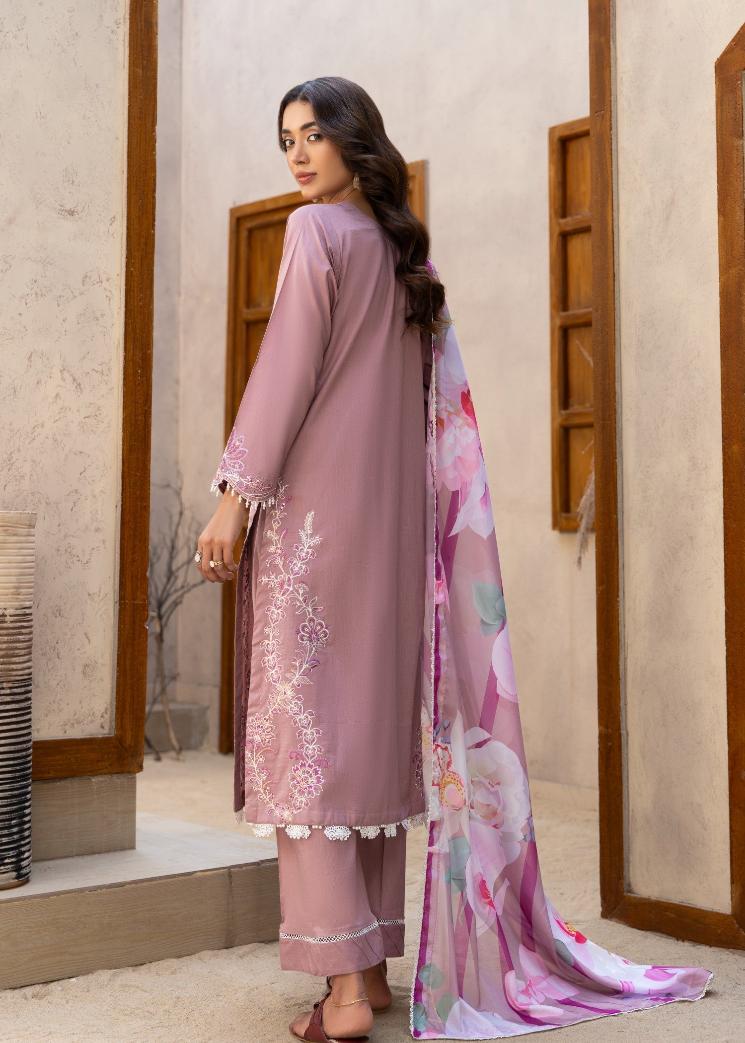lawn cotton Kurta Set in Pastel pink
