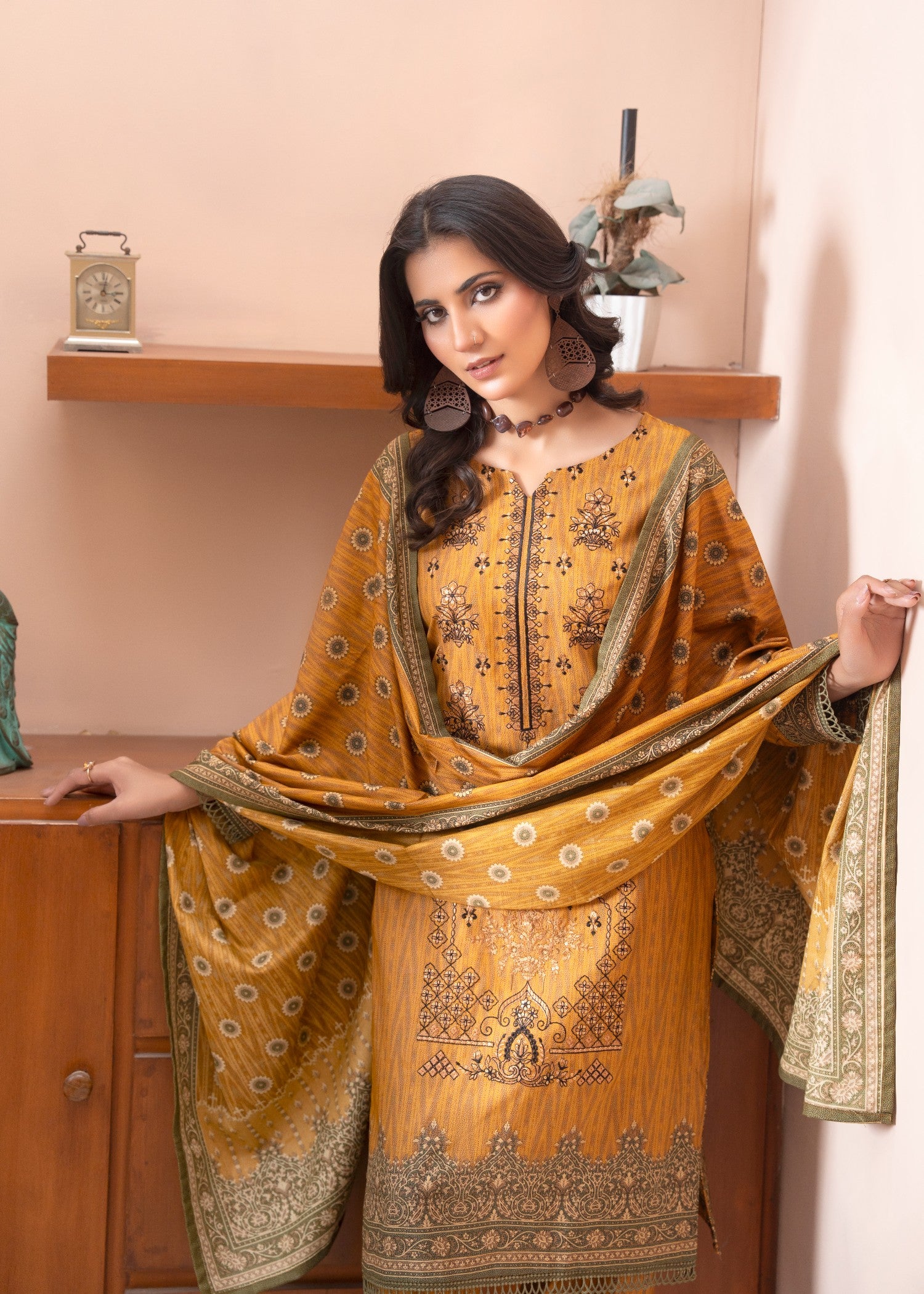 dhanak Kurta Set in Bright orange