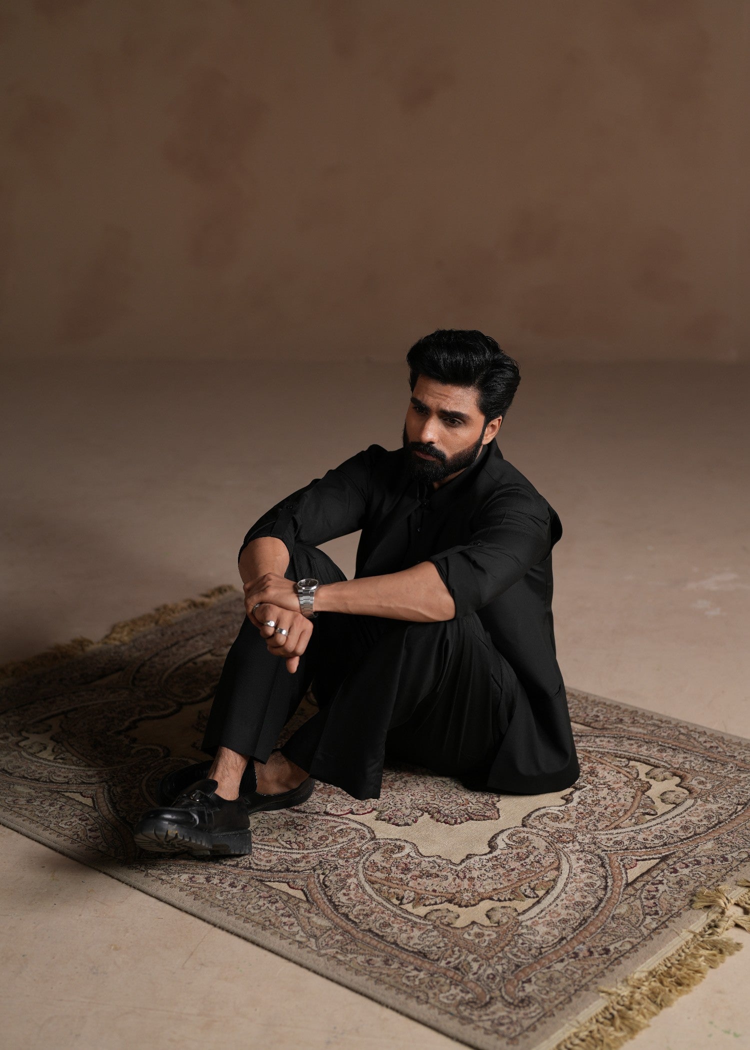pure boski Kurta Set in Black
