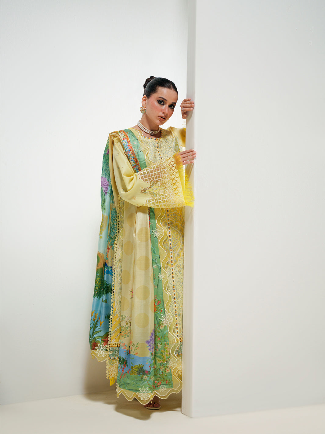 Amour Luxury Lawn – 187-B
