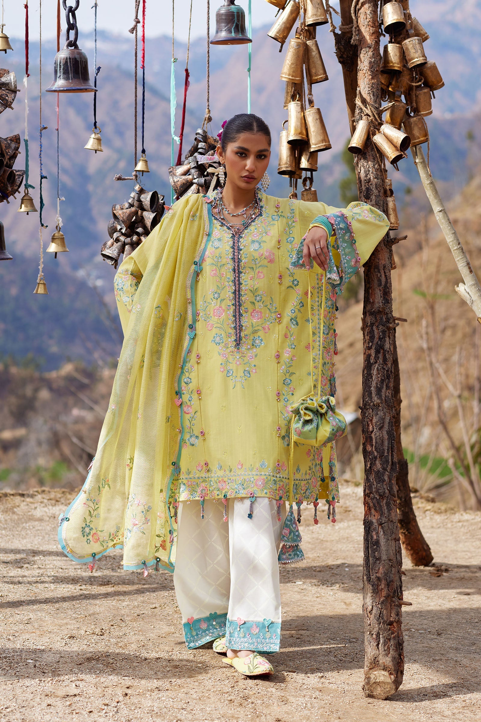 Festive Luxury Lawn – ZL26-01A