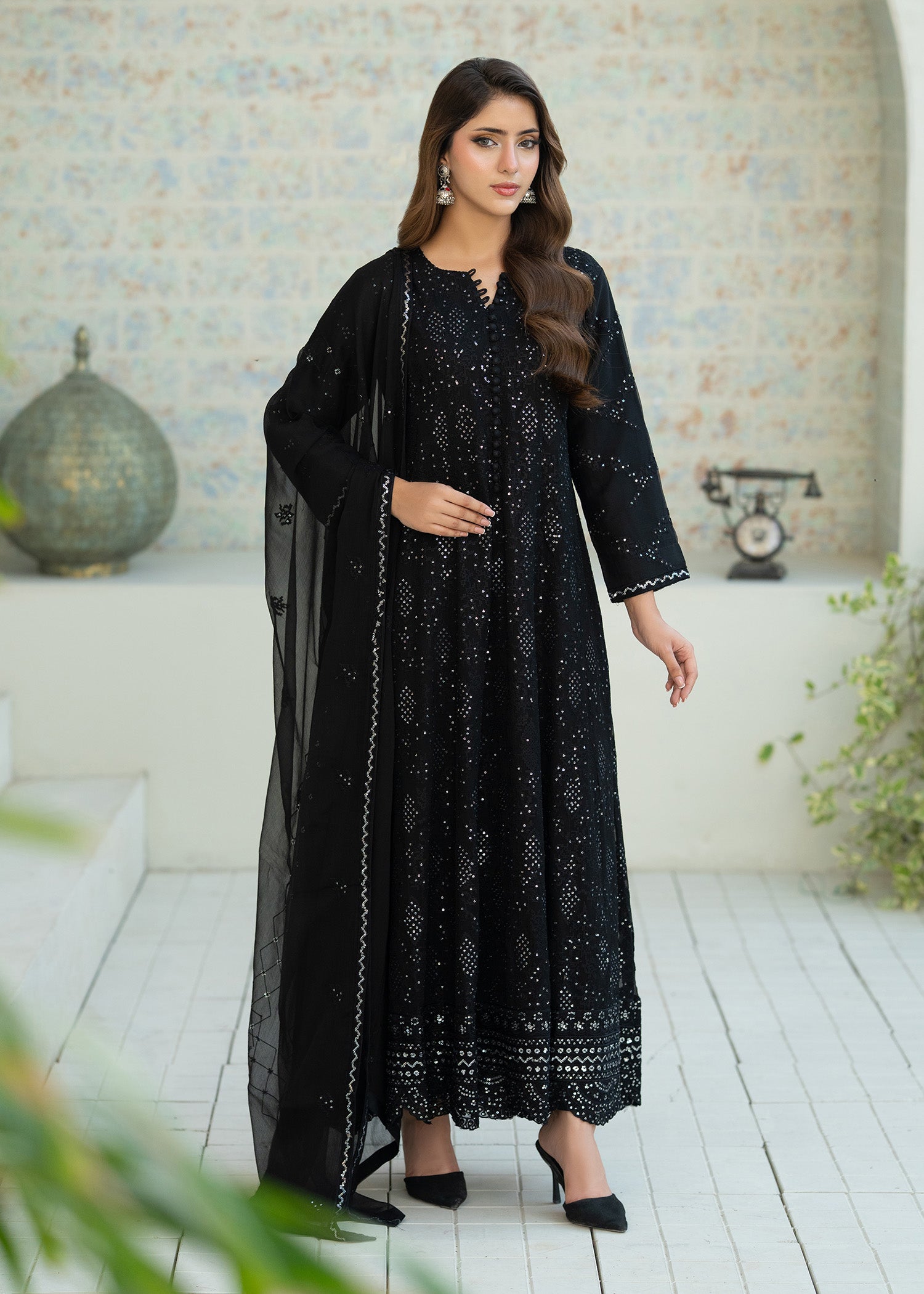 chiffon Pishwas in Black