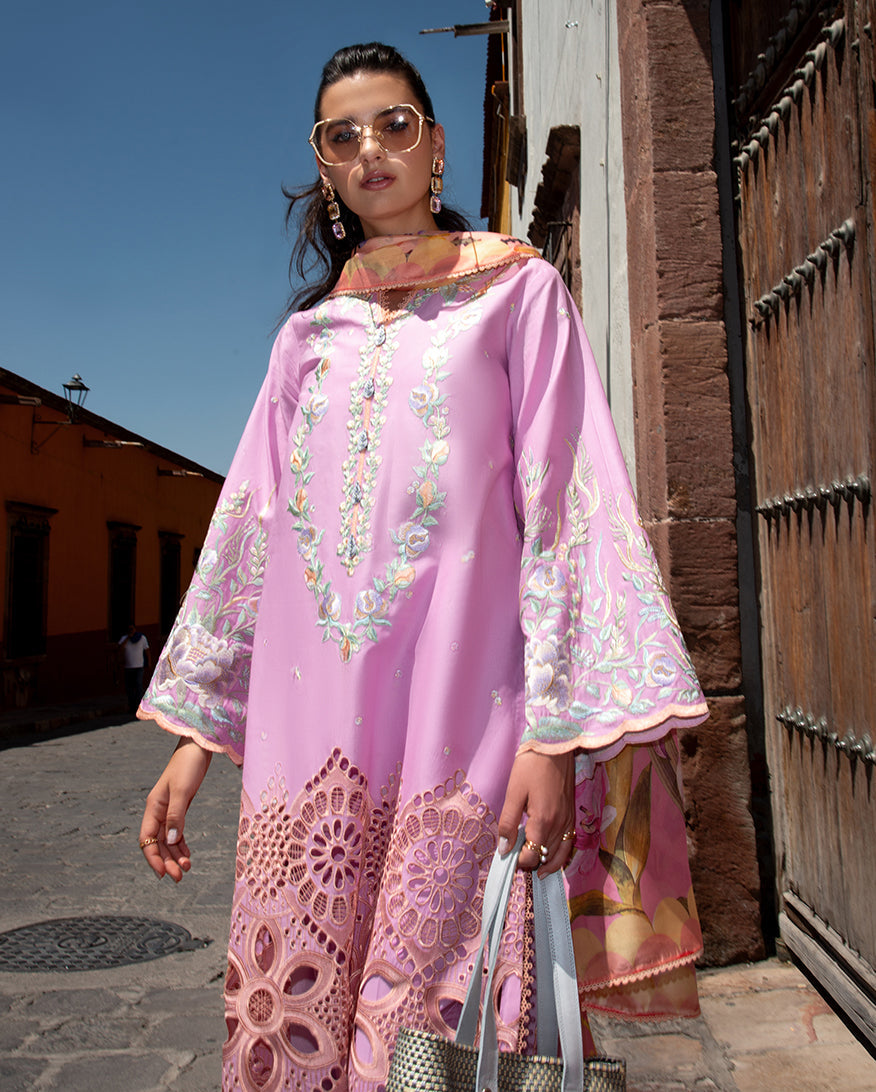 Odyssey Luxury Lawn – Alba