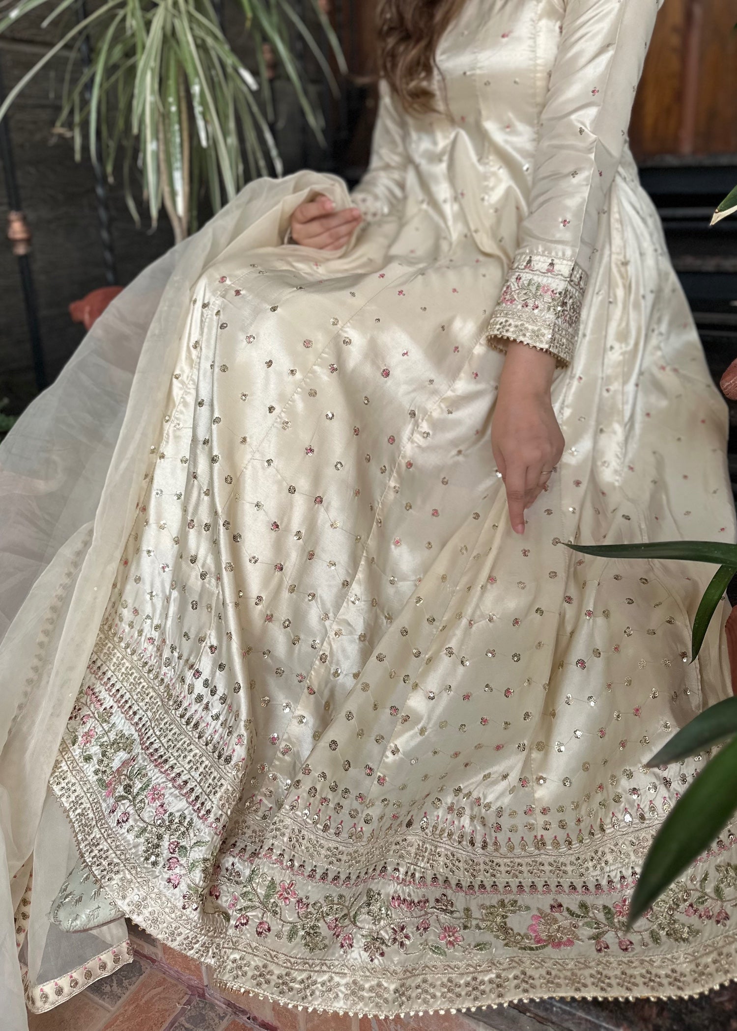 silk Maxi in Off-white