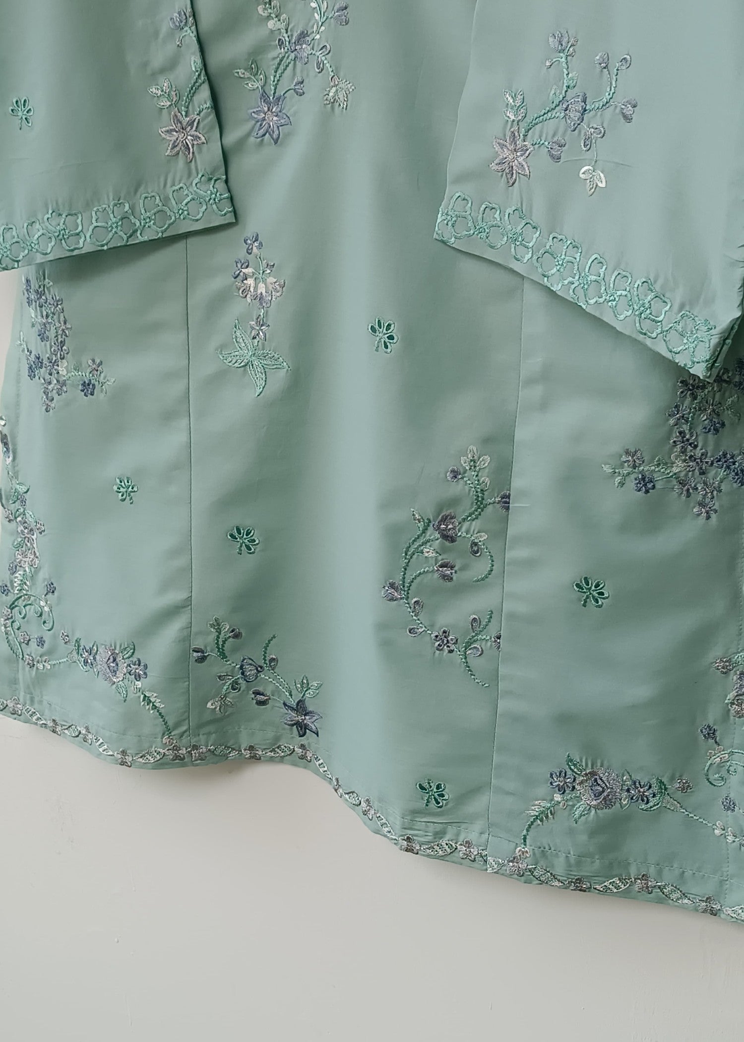 lawn cotton Kurta Set in Moss green