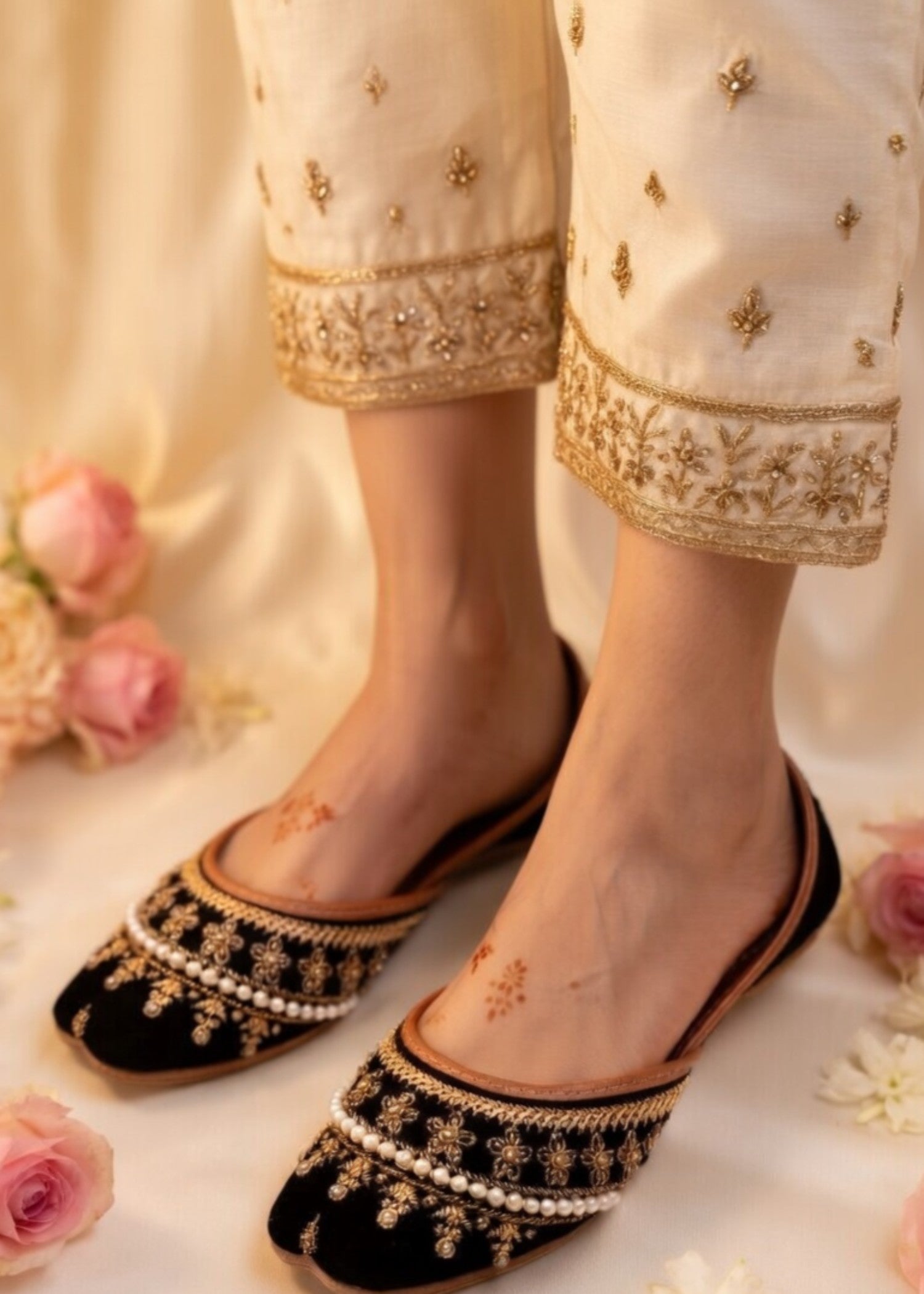 Khussa in Black by - High Quality Women Khussa FGK7819