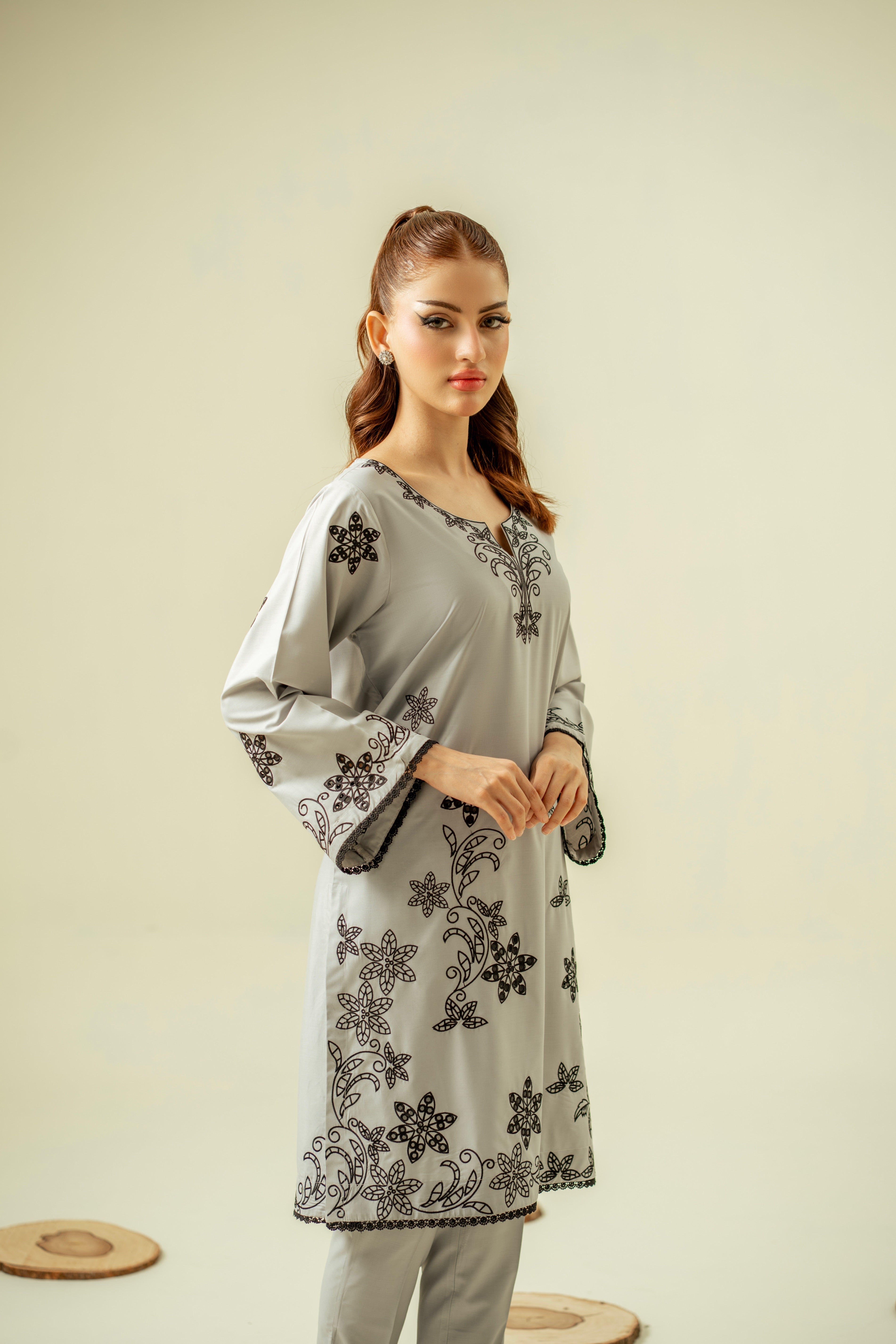 wash & wear Kurta Set in Pastel grey