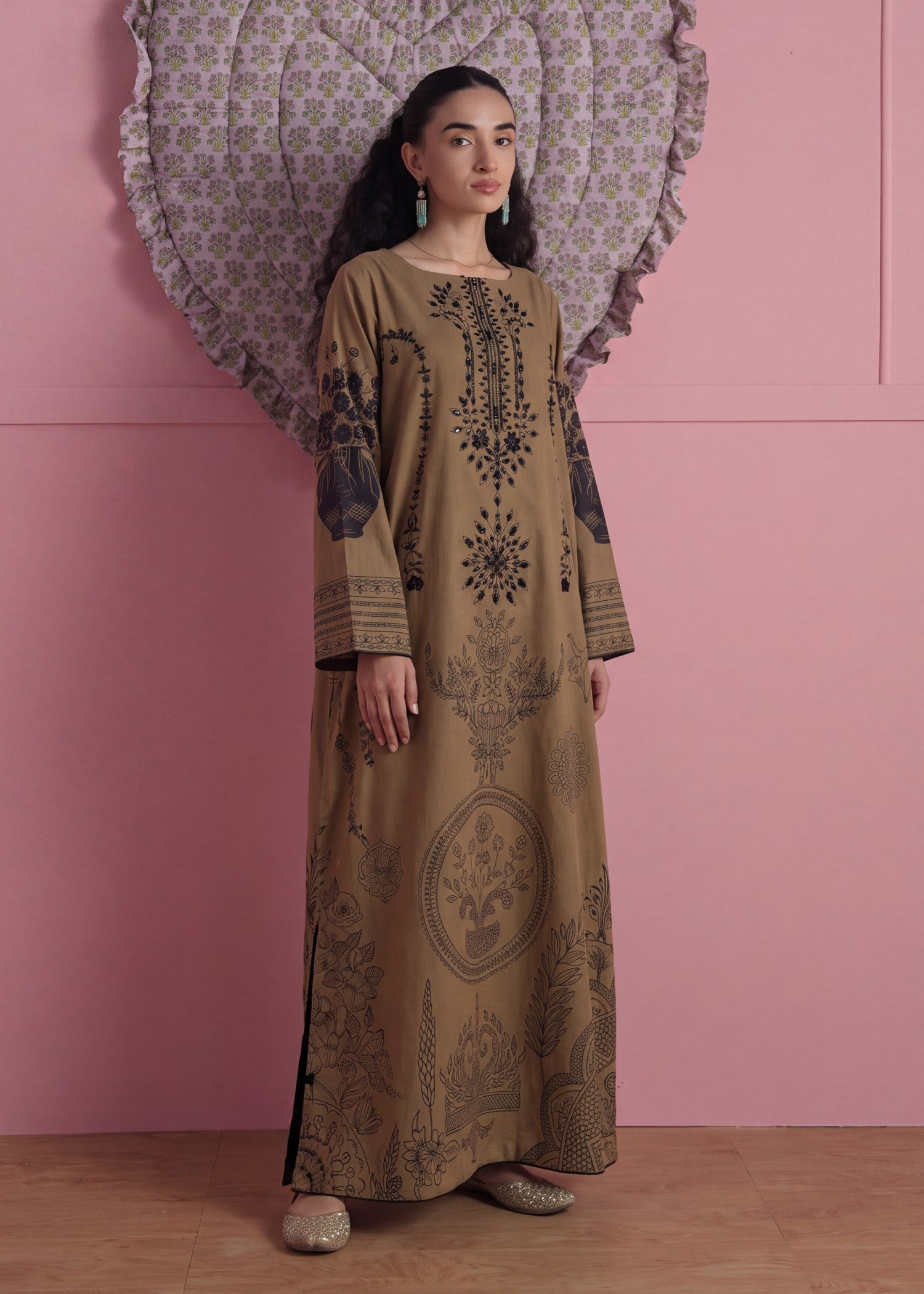 lawn Kaftan in Walnut brown