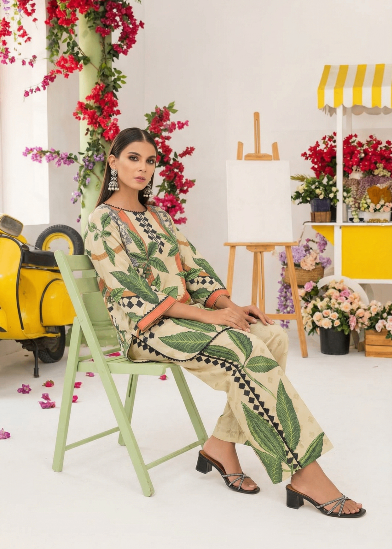 poly silk Co Ord Sets in Green, cream