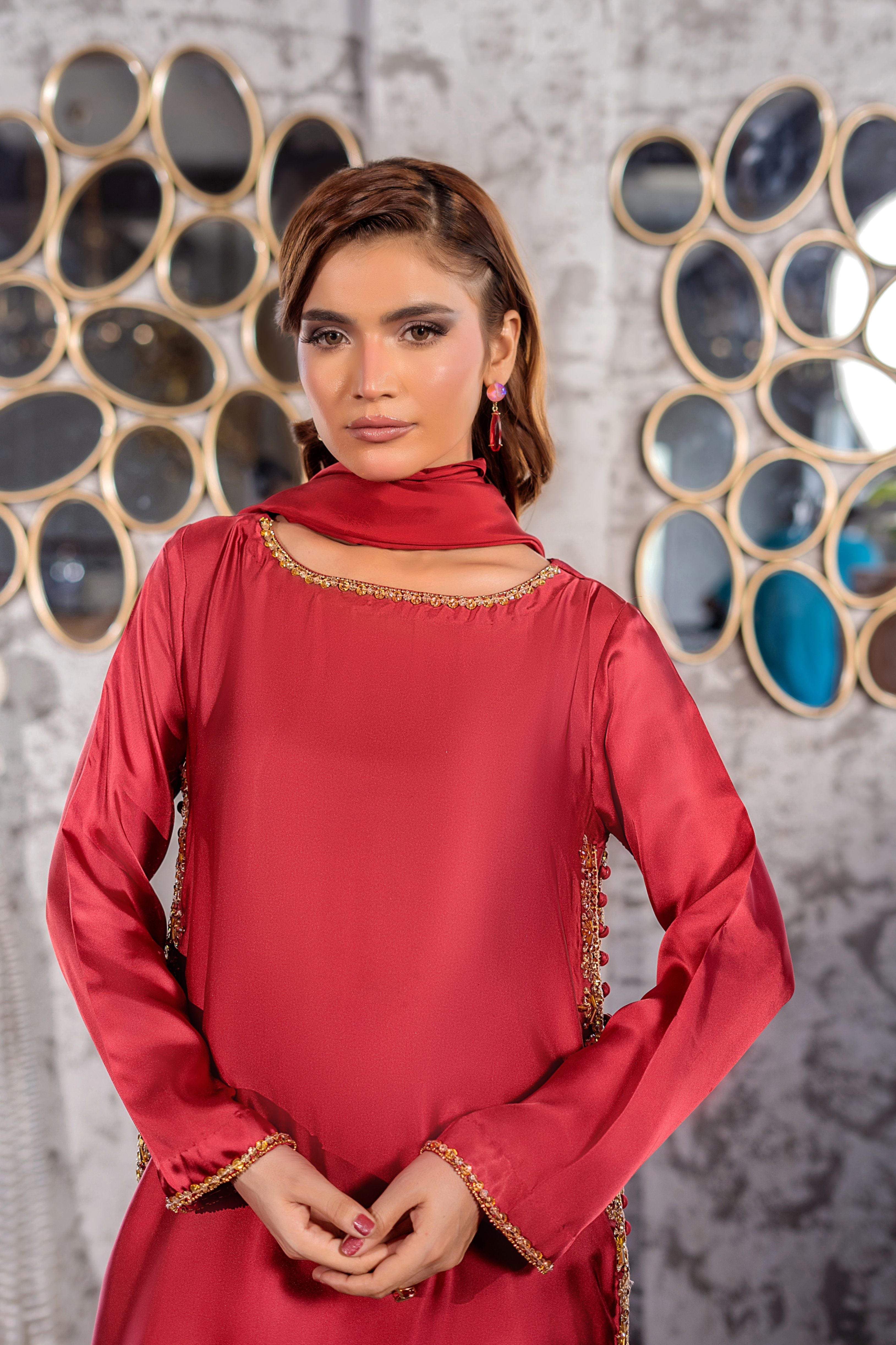 charmuse/shamooz Kurta Set in Blood red