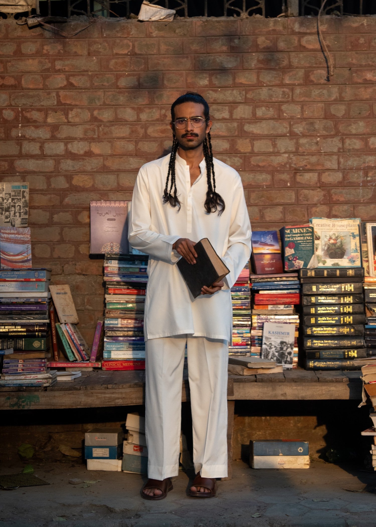 pure boski Kurta Set in Off-white