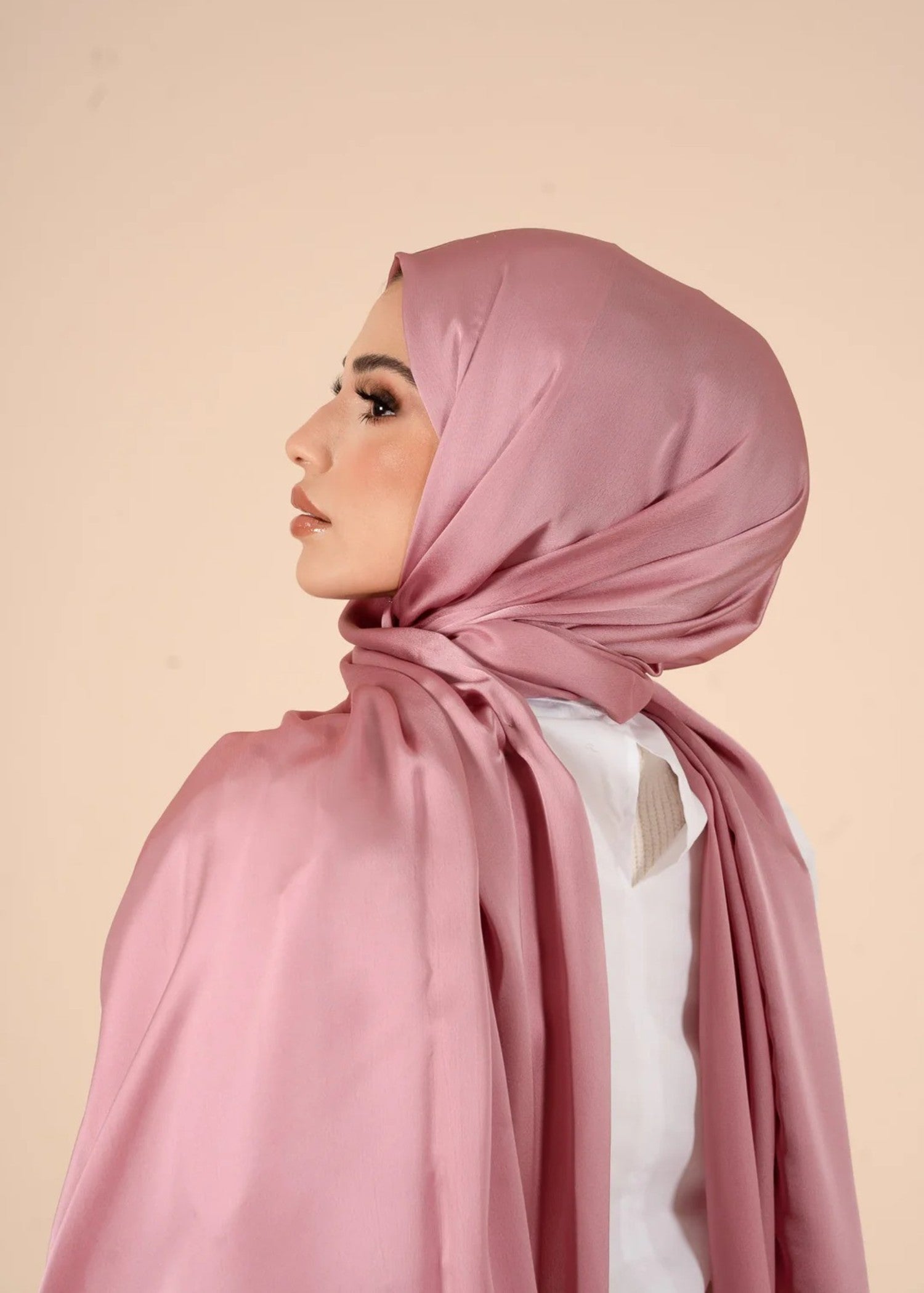 silk Hijab in Pastel pink