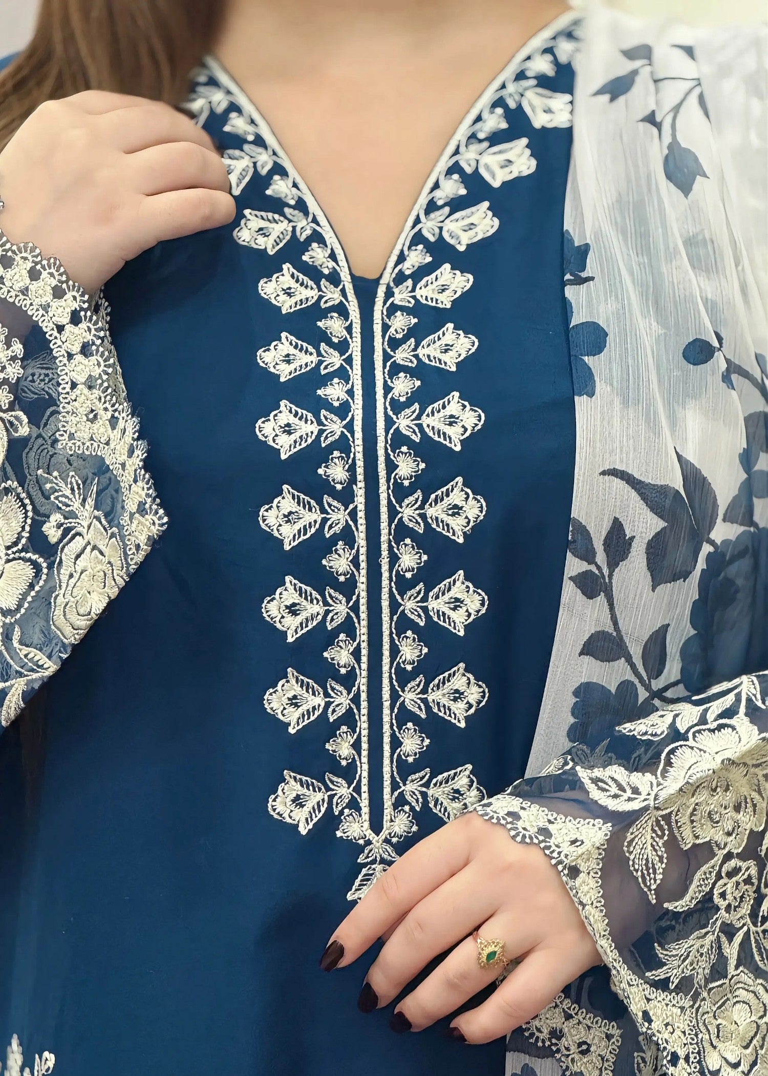 lawn Kurta Set in Sapphire blue