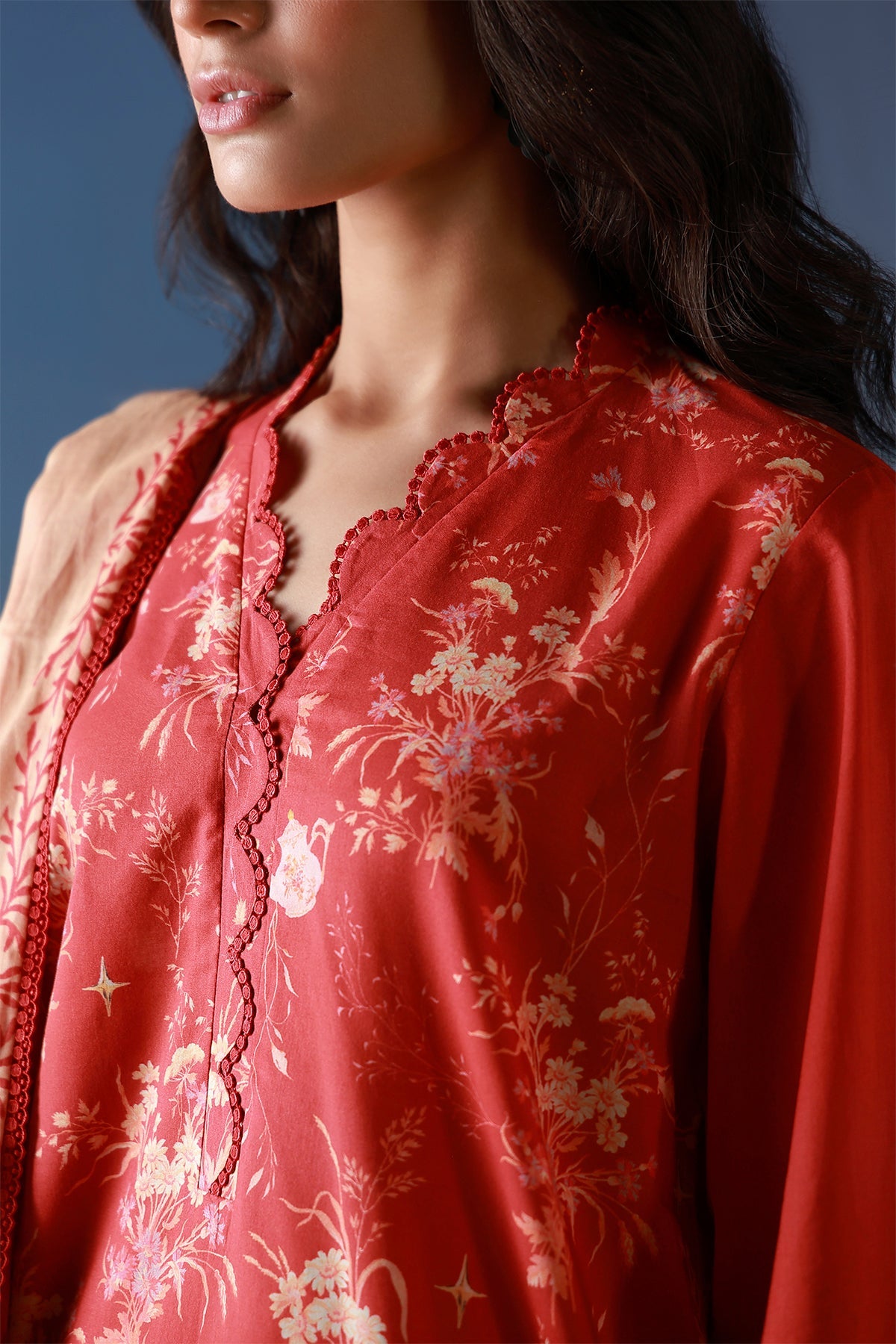 Mirha Lawn – Crimson Heirloom
