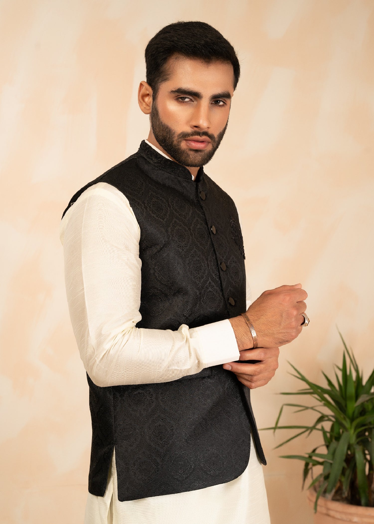 jamawar Waistcoat in Black
