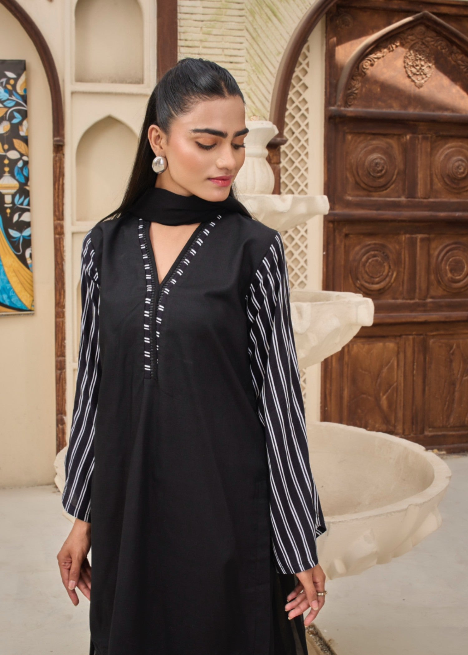 linen Kurta Set in Black